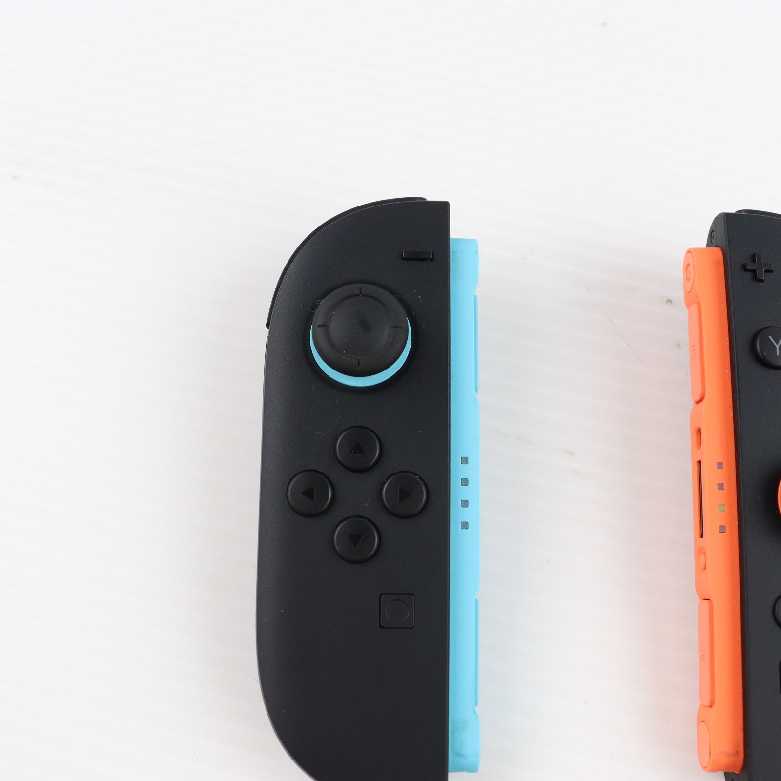 【中古即納】[Switch2] (本体)(ソフト無し) Nintendo Switch 2(ニンテンドースイッチ2)(日本語・国内専用) マリオカート ワールド セット 任天堂(BEE-S-KB6PA)(20250605)