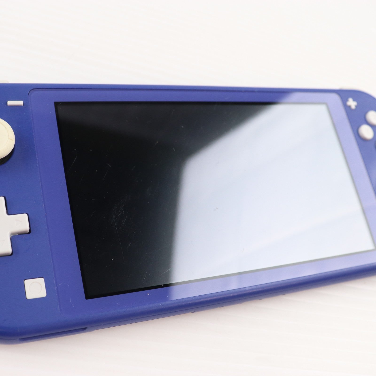 【中古即納】[Switch] (本体) Nintendo Switch Lite(ニンテンドースイッチライト) ブルー 任天堂(HDH-S-BBZAA)(20210521)