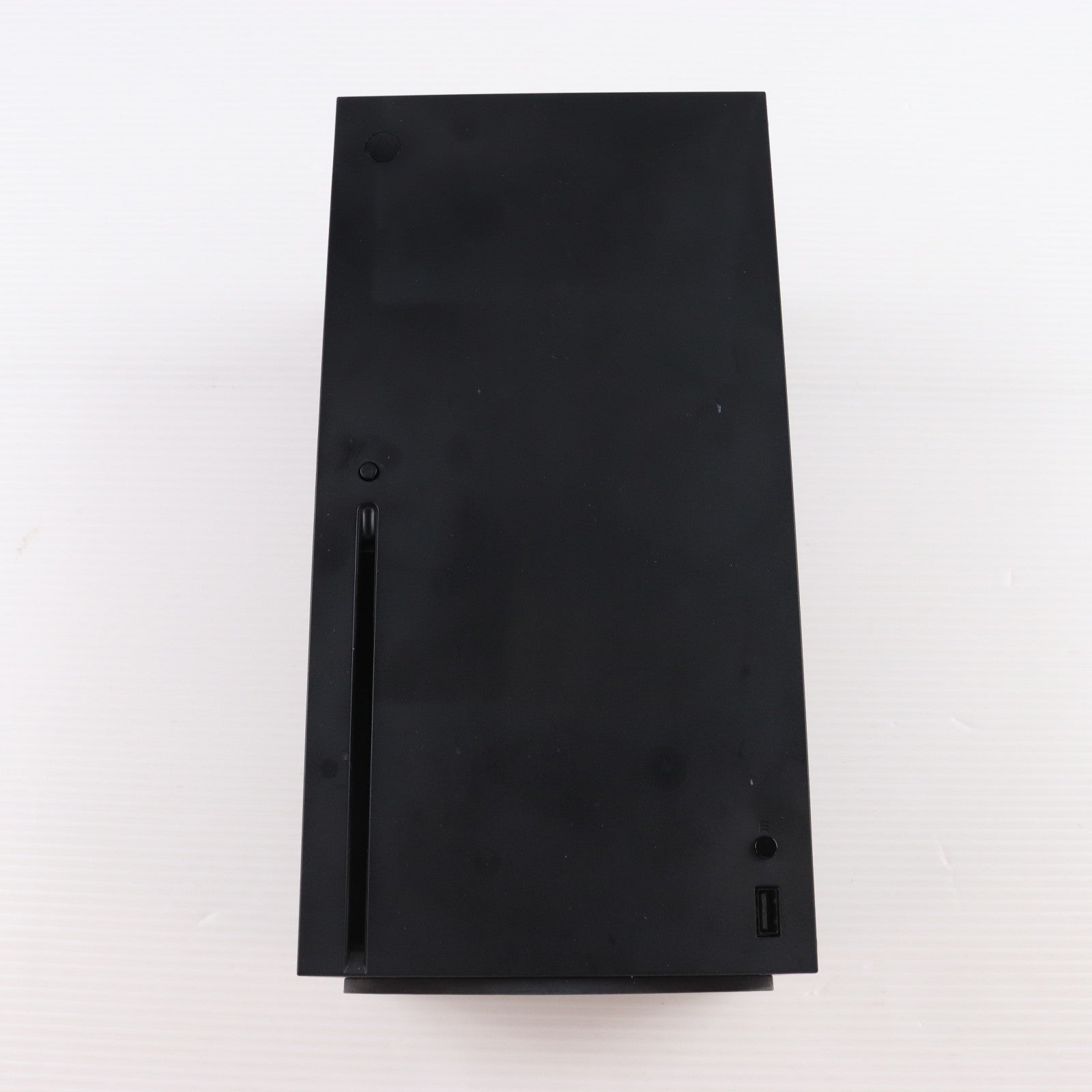 【中古即納】[XboxX/S] (本体) Xbox Series X 1TB 日本マイクロソフト(RRT-00015)(20201110)