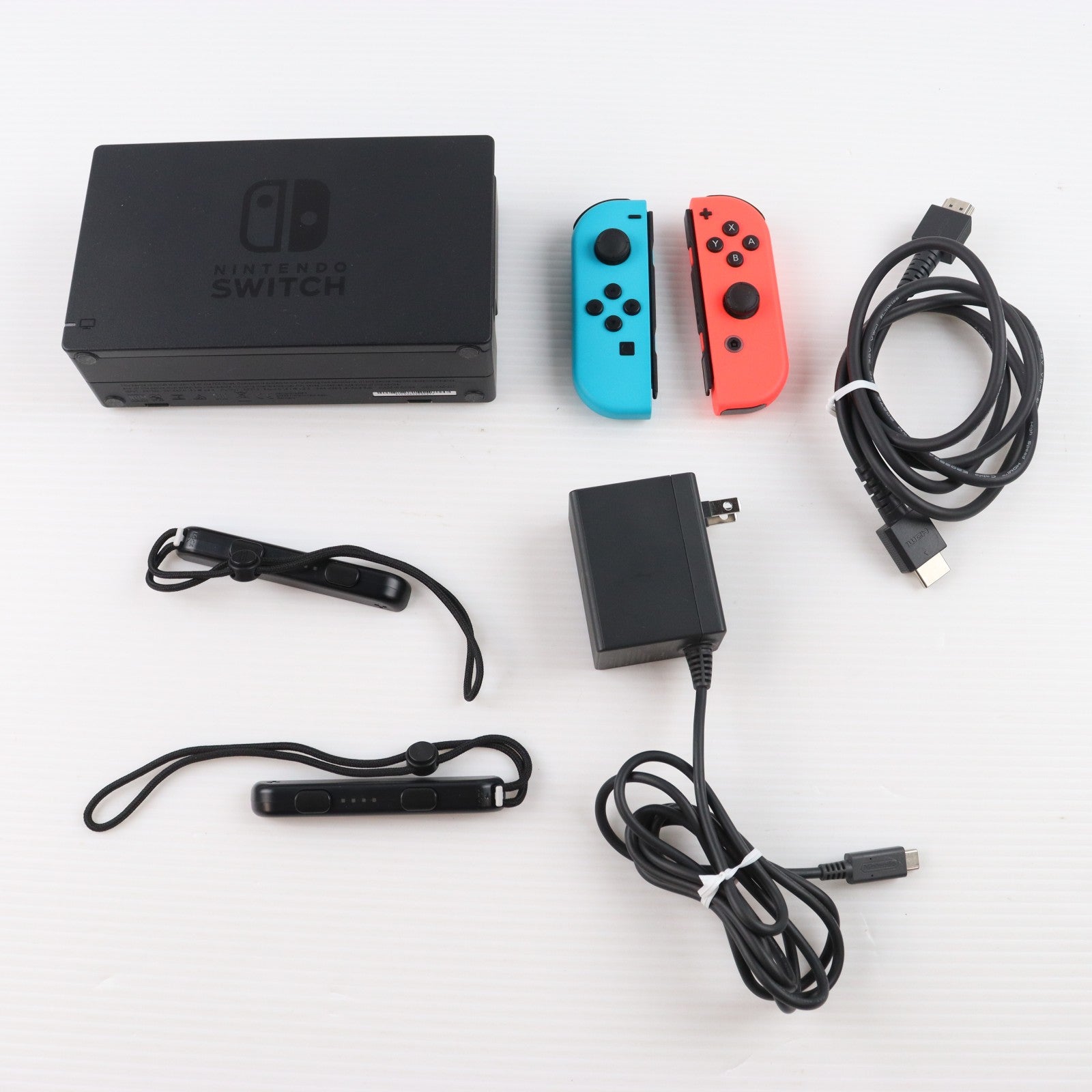 【中古即納】[Switch] (本体) Nintendo Switch(ニンテンドースイッチ) Joy-Con(L) ネオンブルー/R ネオンレッド 任天堂(HAD-S-KABAH)(20190830)