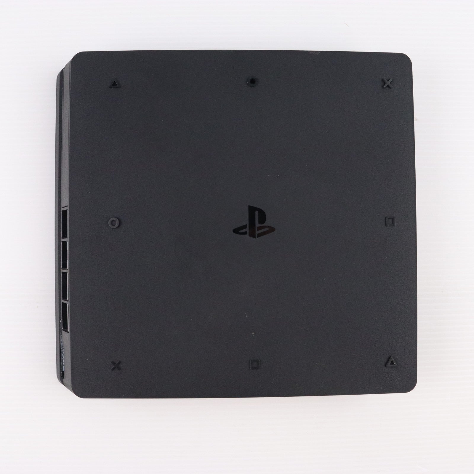 【中古即納】[PS4] (本体) PlayStation 4(プレイステーション4) ジェット・ブラック 1TB SIE(CUH-2000BB01)(20160915)