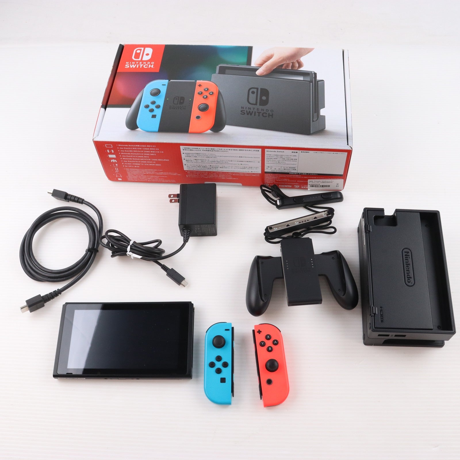 【中古即納】[Switch] (本体) Nintendo Switch(ニンテンドースイッチ) Joy-Con(L) ネオンブルー/R ネオンレッド 任天堂(HAC-S-KABAA)(20170303)