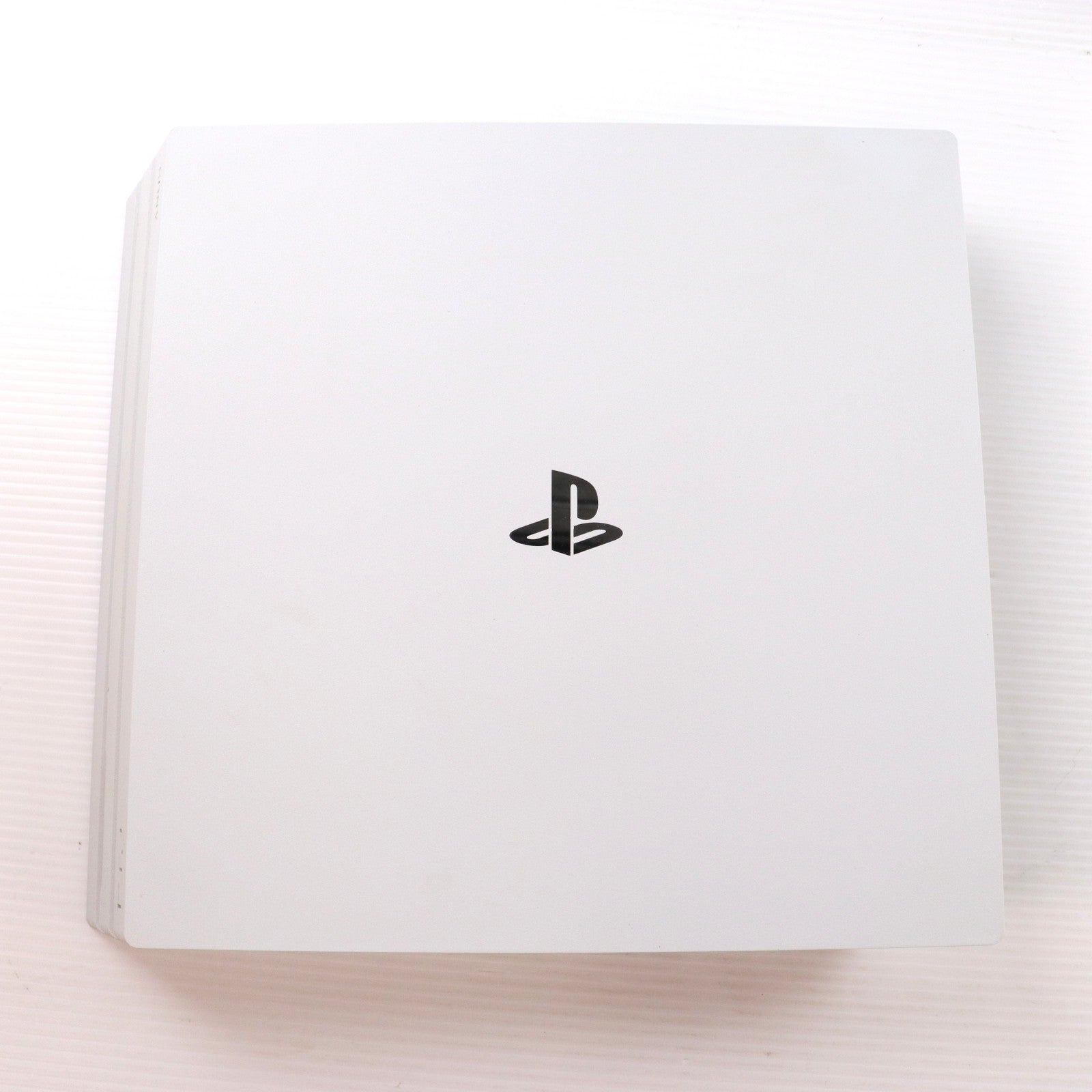 【中古即納】[PS4] (本体) PlayStation4 Pro(プレイステーション4 プロ) グレイシャー・ホワイト HDD1TB SIE(CUH-7000BB02)(20170906)
