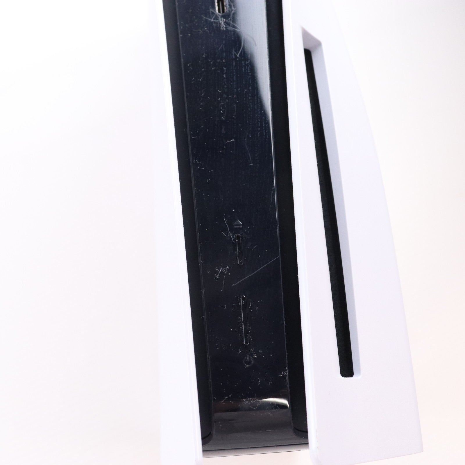 【中古即納】[PS5] (本体) PlayStation 5(プレイステーション5) SIE(CFI-1200A01)(20220915)