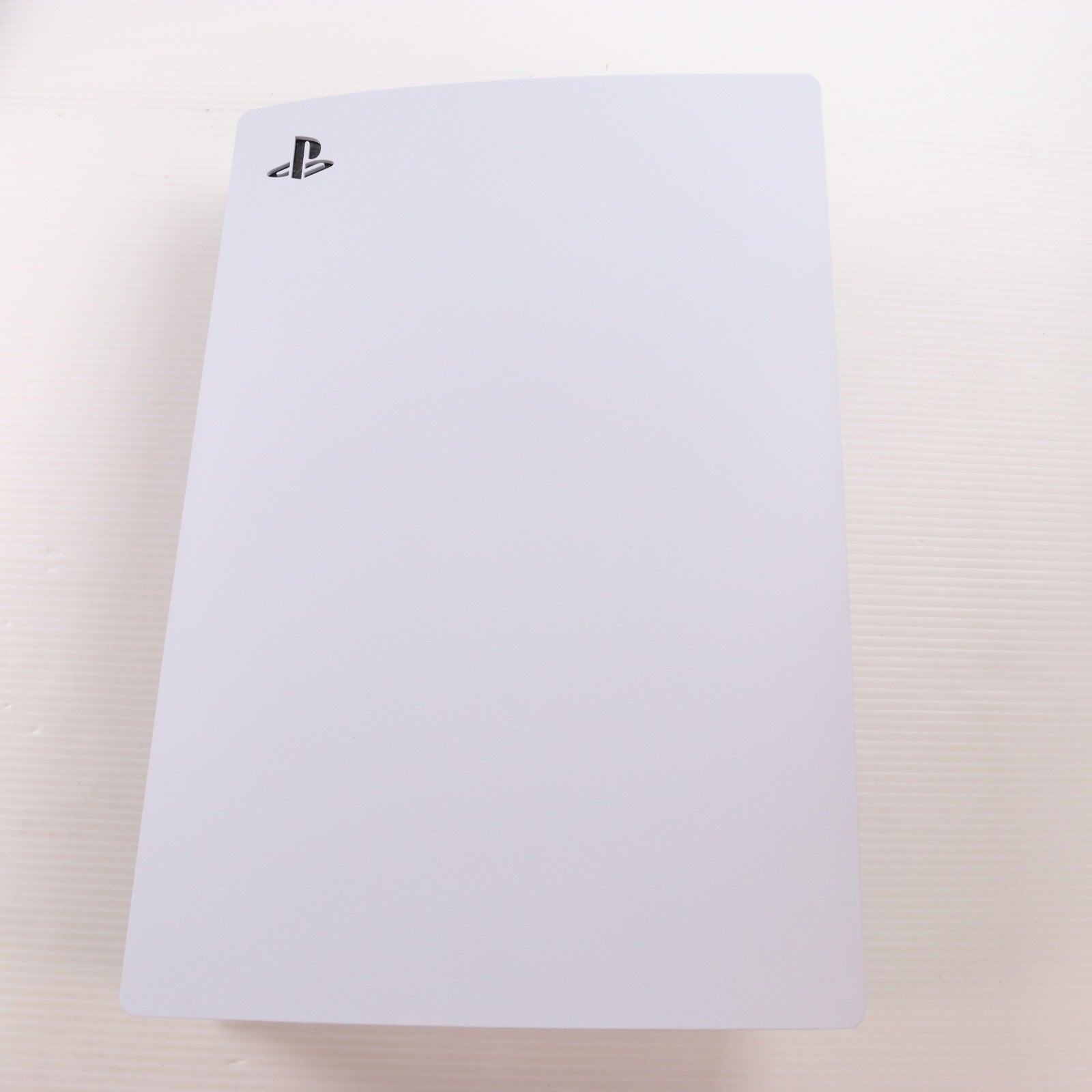 【中古即納】[PS5] (本体) PlayStation 5(プレイステーション5) SIE(CFI-1200A01)(20220915)
