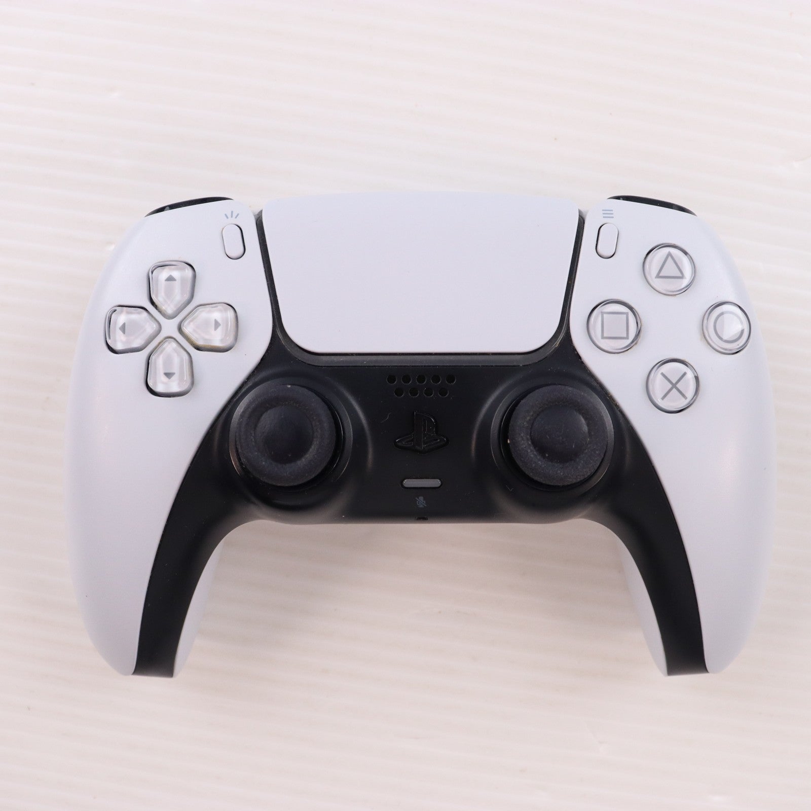 【中古即納】[PS5] (本体) PlayStation 5(プレイステーション5) SIE(CFI-1200A01)(20220915)