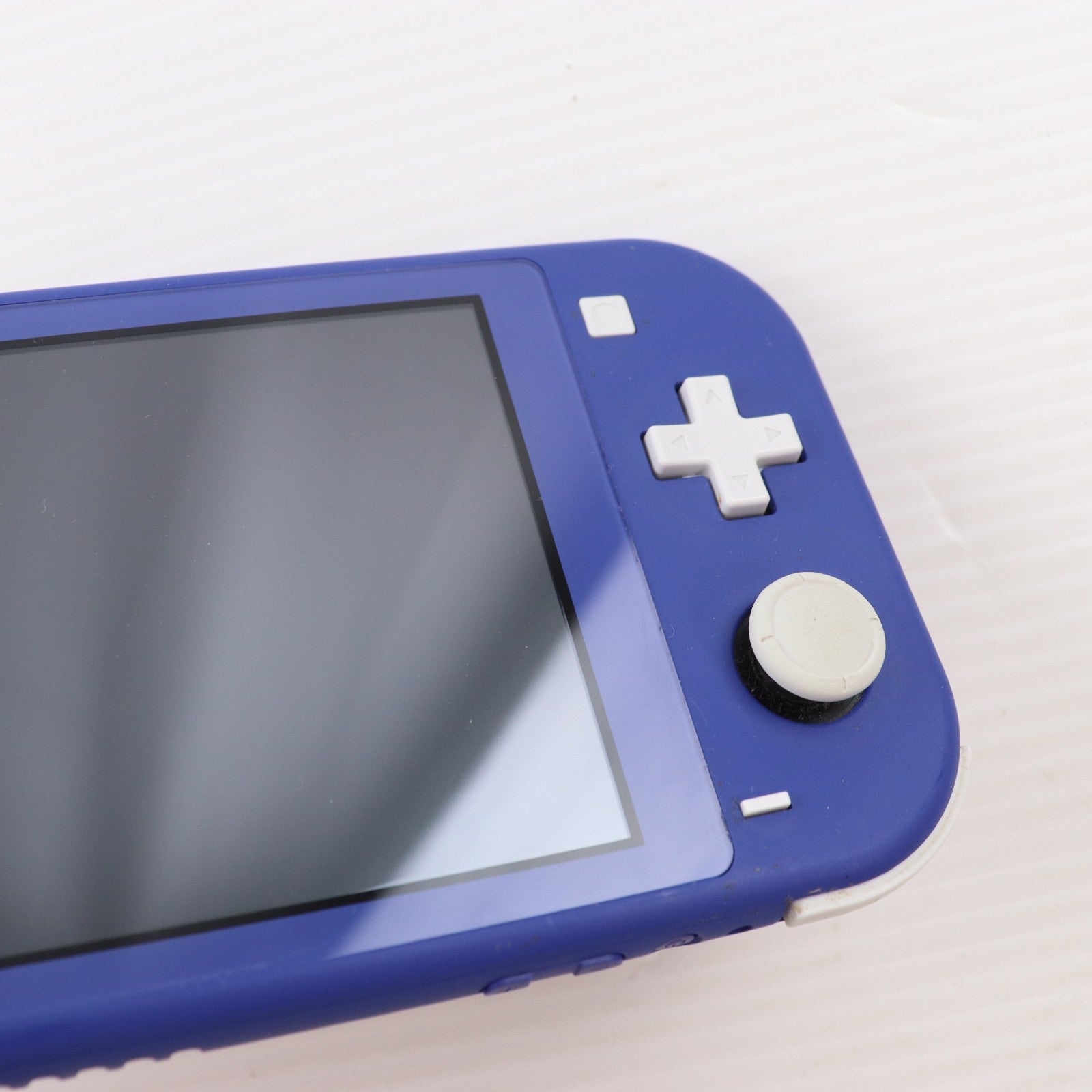 【中古即納】[Switch] (本体) Nintendo Switch Lite(ニンテンドースイッチライト) ブルー 任天堂(HDH-S-BBZAA)(20210521)