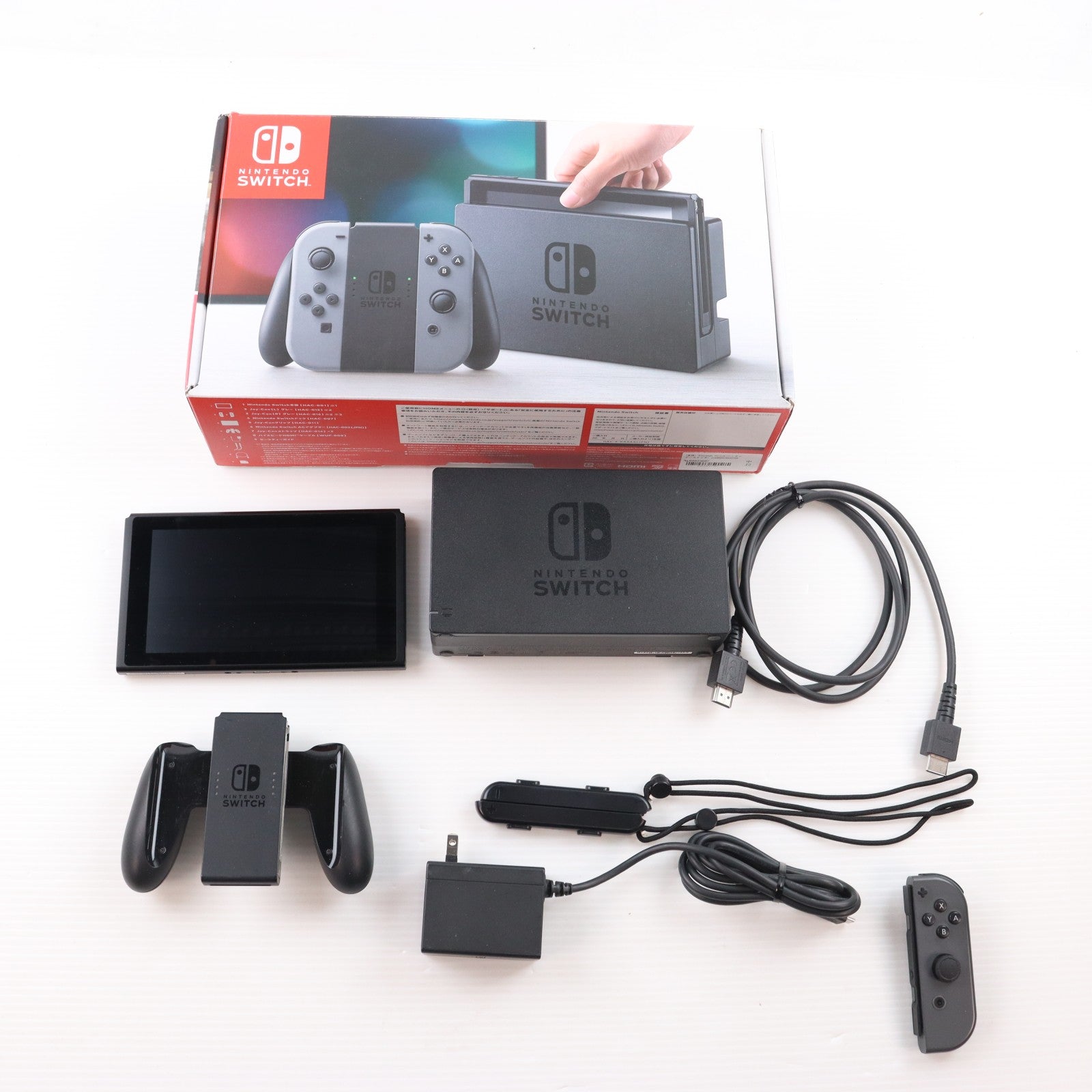 【中古即納】[Switch] (本体) Nintendo Switch(ニンテンドースイッチ) Joy-Con(L)/R グレー 任天堂(HAC-S-KAAAA)(20170303)