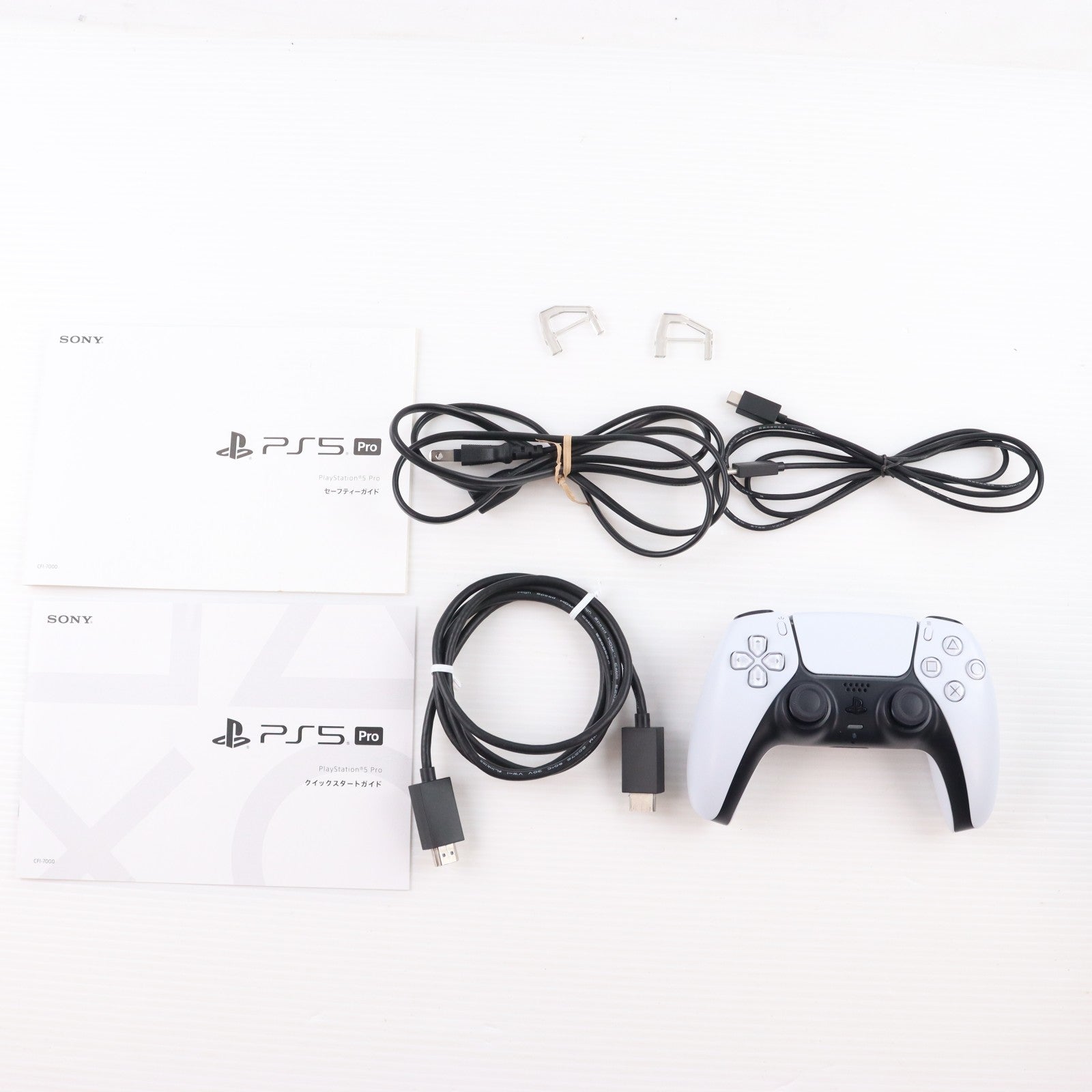 【中古即納】[PS5] (本体) PlayStation5 Pro(プレイステーション5 プロ) SIE(CFI-7000B01)(20241107)