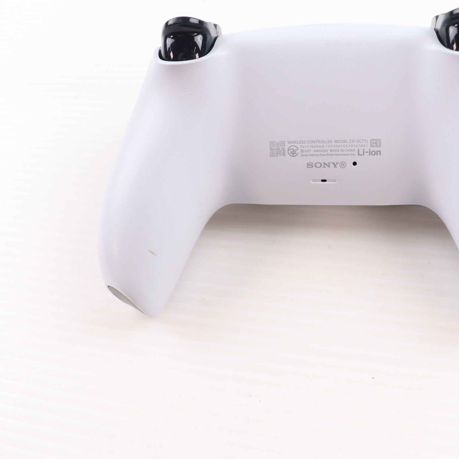 【中古即納】[PS5] (本体) PlayStation5 Pro(プレイステーション5 プロ) SIE(CFI-7000B01)(20241107)