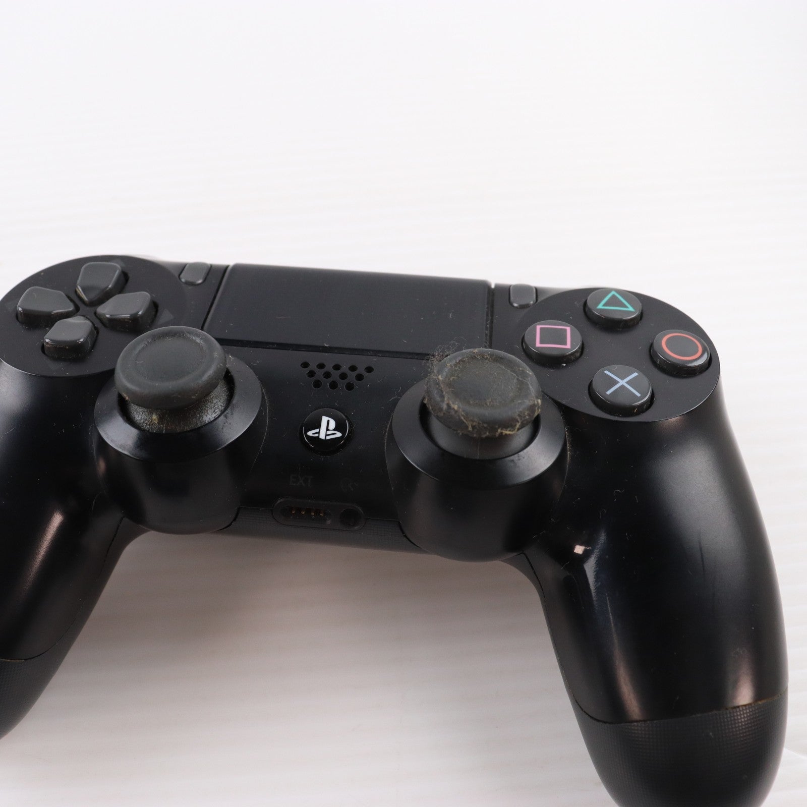 【中古即納】[PS4] (本体) PlayStation 4(プレイステーション4) ジェット・ブラック 1TB SIE(CUH-2000BB01)(20160915)