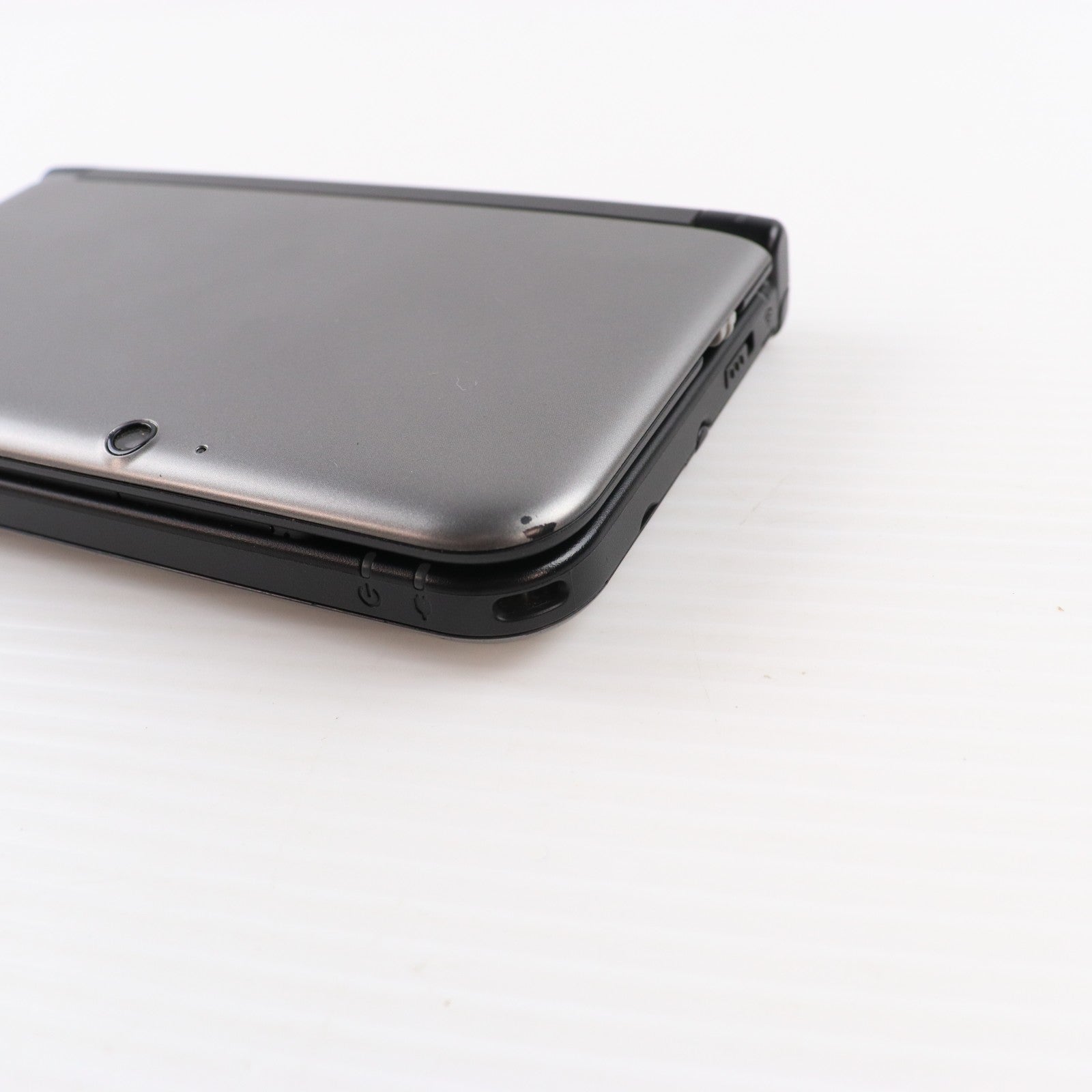 【中古即納】[3DS] (本体) ニンテンドー3DS LL シルバー×ブラック 任天堂(SPR-S-VKAA)(20120728)