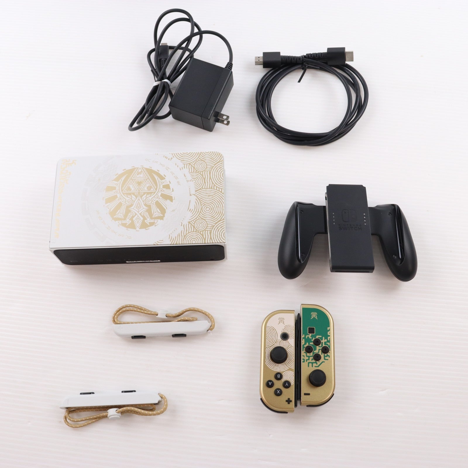 【中古即納】[Switch] (本体) Nintendo Switch(ニンテンドースイッチ) 有機ELモデル ゼルダの伝説 ティアーズ オブ ザ キングダムエディション 任天堂(HEG-S-KDAAA)(20230429)