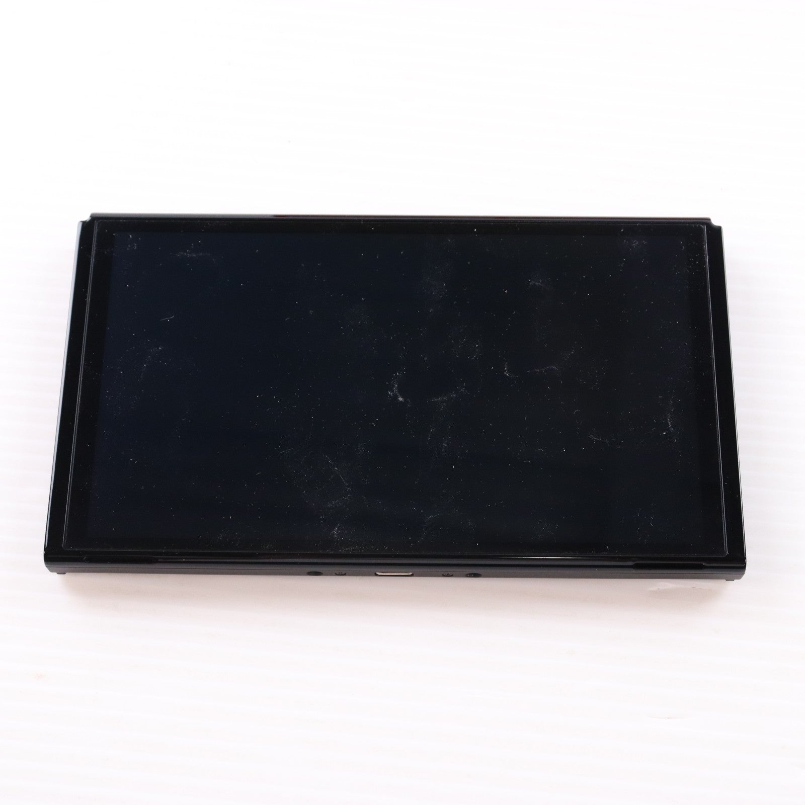 【中古即納】[Switch] (本体) Nintendo Switch(ニンテンドースイッチ) 有機ELモデル Joy-Con(L)/(R) ホワイト 任天堂(HEG-S-KAAAA)(20211008)