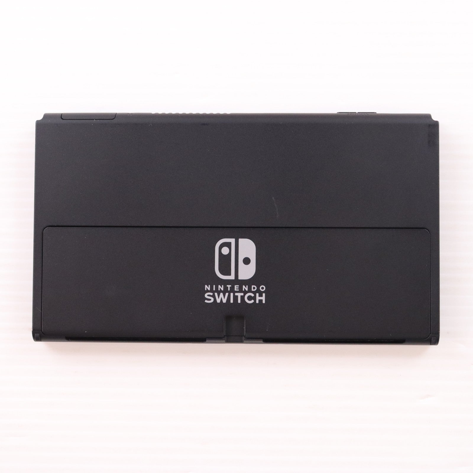 【中古即納】[Switch] (本体) Nintendo Switch(ニンテンドースイッチ) 有機ELモデル Joy-Con(L)/(R) ホワイト 任天堂(HEG-S-KAAAA)(20211008)