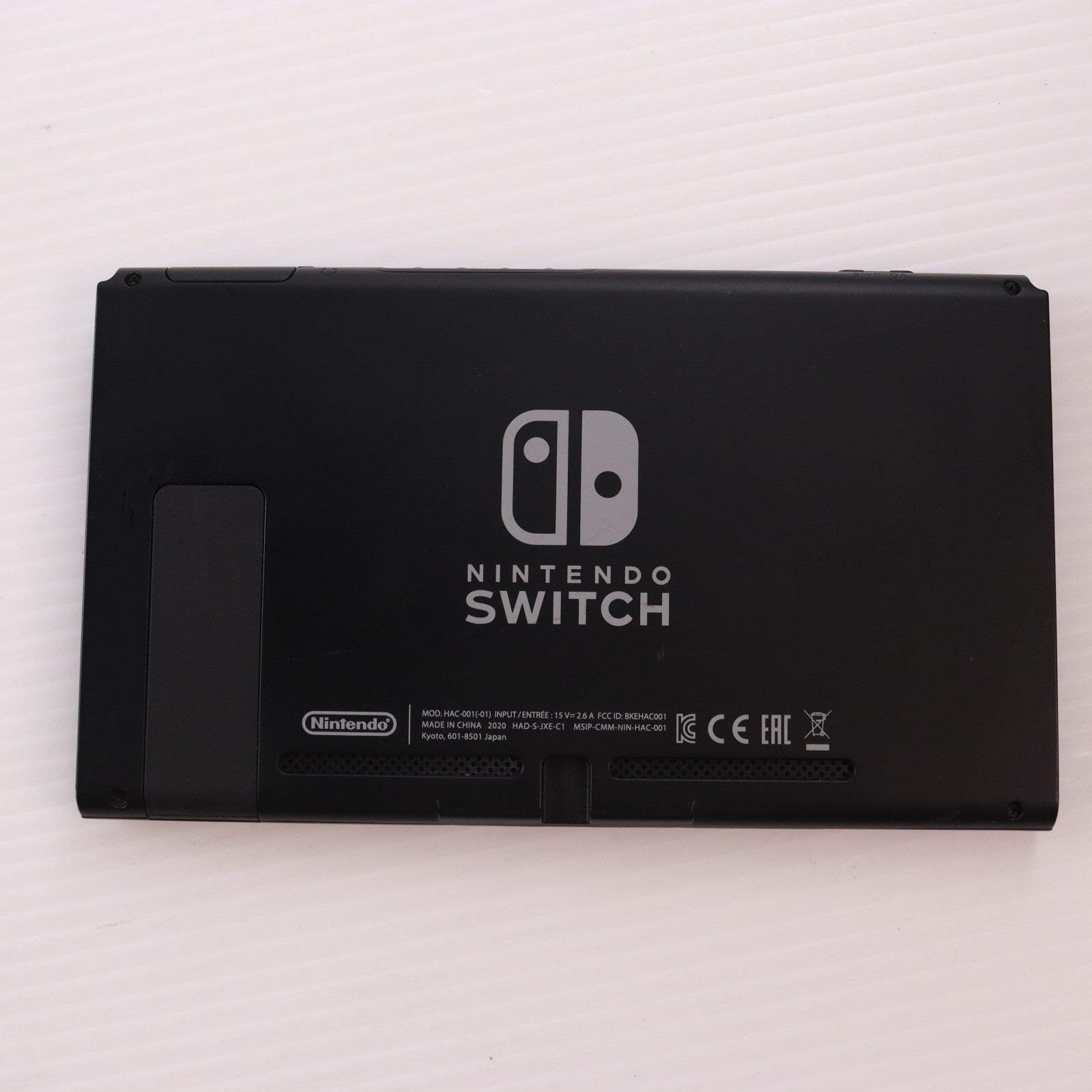 【中古即納】[Switch] (本体) Nintendo Switch(ニンテンドースイッチ) Joy-Con(L)/R グレー 任天堂(HAD-S-KAAAA)(20190830)
