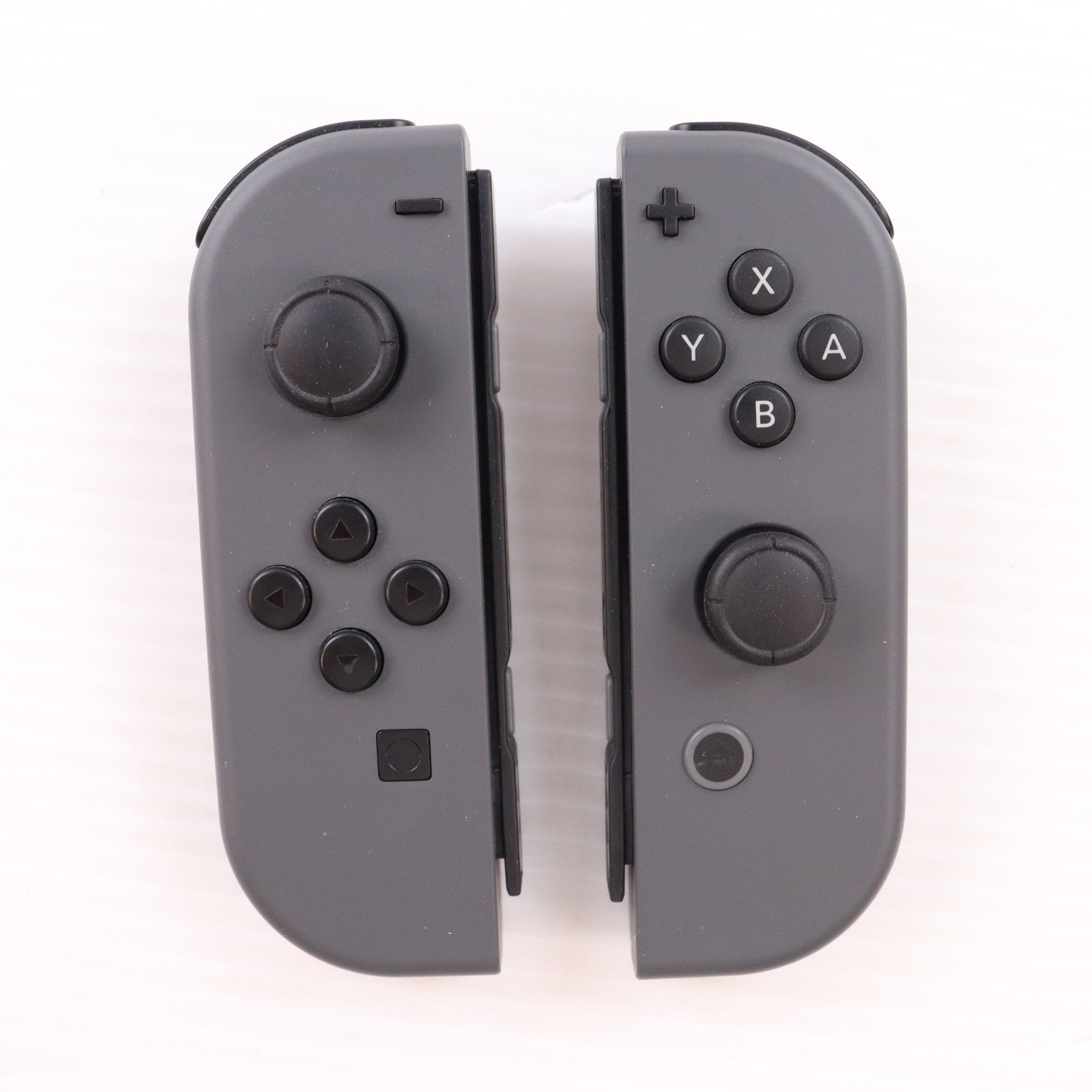 【中古即納】[Switch] (本体) Nintendo Switch(ニンテンドースイッチ) Joy-Con(L)/R グレー 任天堂(HAD-S-KAAAA)(20190830)