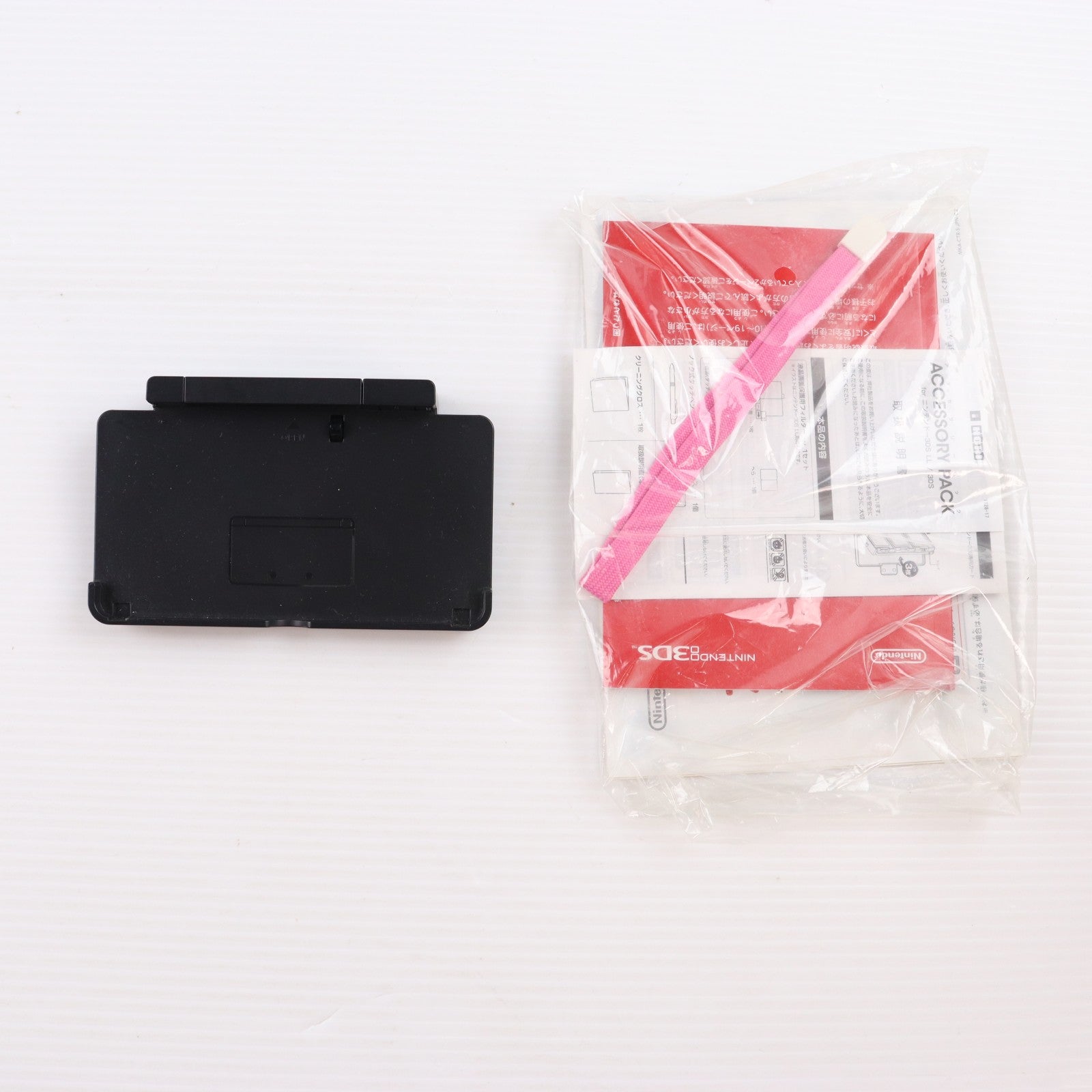 【中古即納】[3DS] (本体) ニンテンドー3DS ミスティピンク 任天堂(CTR-S-PAAA)(20111020)