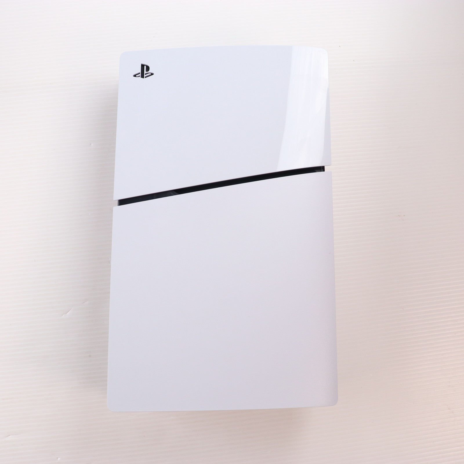 【中古即納】[PS5] (本体) PlayStation 5(プレイステーション5) slimモデル(スリムモデル) SIE(CFI-2000A01)(20231110)