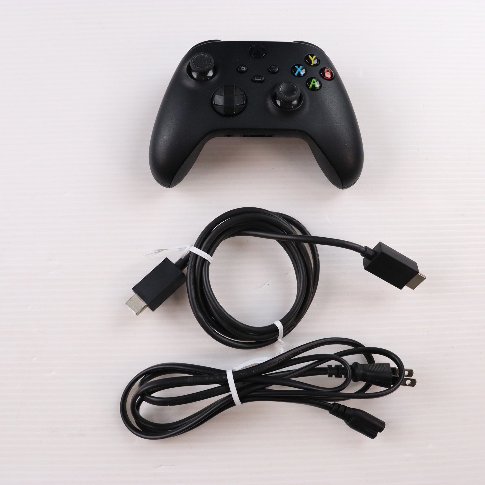 【中古即納】[XboxX/S] (本体) Xbox Series X 1TB 日本マイクロソフト(RRT-00015)(20201110)