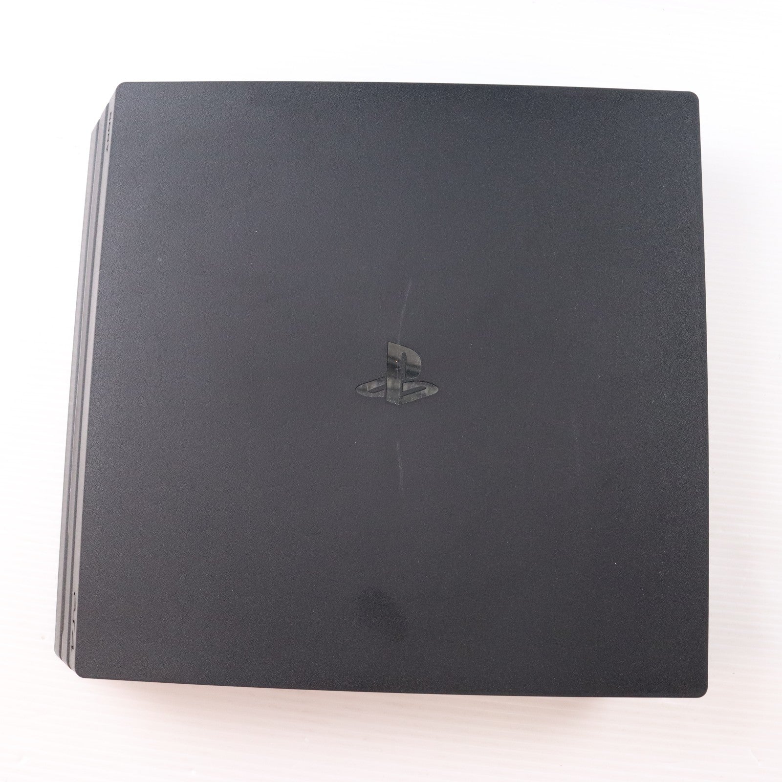 【中古即納】[PS4] (本体) PlayStation 4 Pro(プレイステーション4 プロ) ジェット・ブラック 1TB SIE(CUH-7200BB01)(20180927)