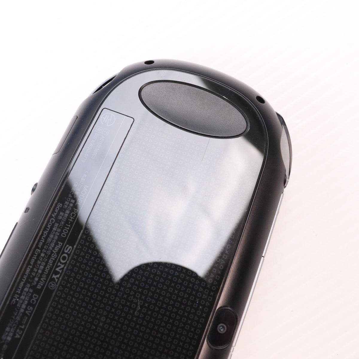 【中古即納】[PSVita] (本体) PlayStation Vita(プレイステーション ヴィータ) 3G/Wi-Fiモデル クリスタル・ブラック(初回限定版) SCE(PCH-1100AA01)(20111217)