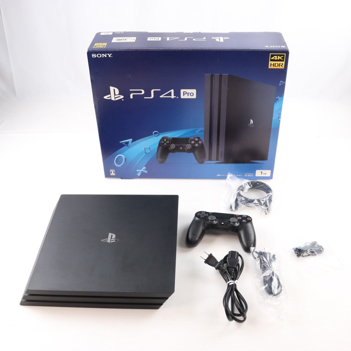 【中古即納】[PS4] (本体) PlayStation 4 Pro(プレイステーション4 プロ) ジェット・ブラック 1TB SIE(CUH-7100BB01)(20170929)