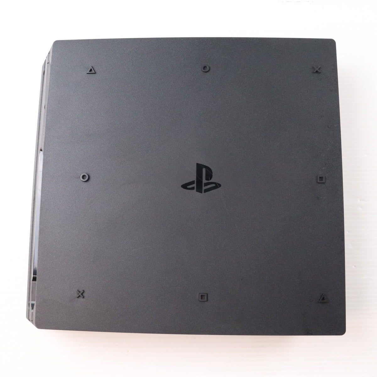 【中古即納】[PS4] (本体) PlayStation 4 Pro(プレイステーション4 プロ) ジェット・ブラック 1TB SIE(CUH-7100BB01)(20170929)