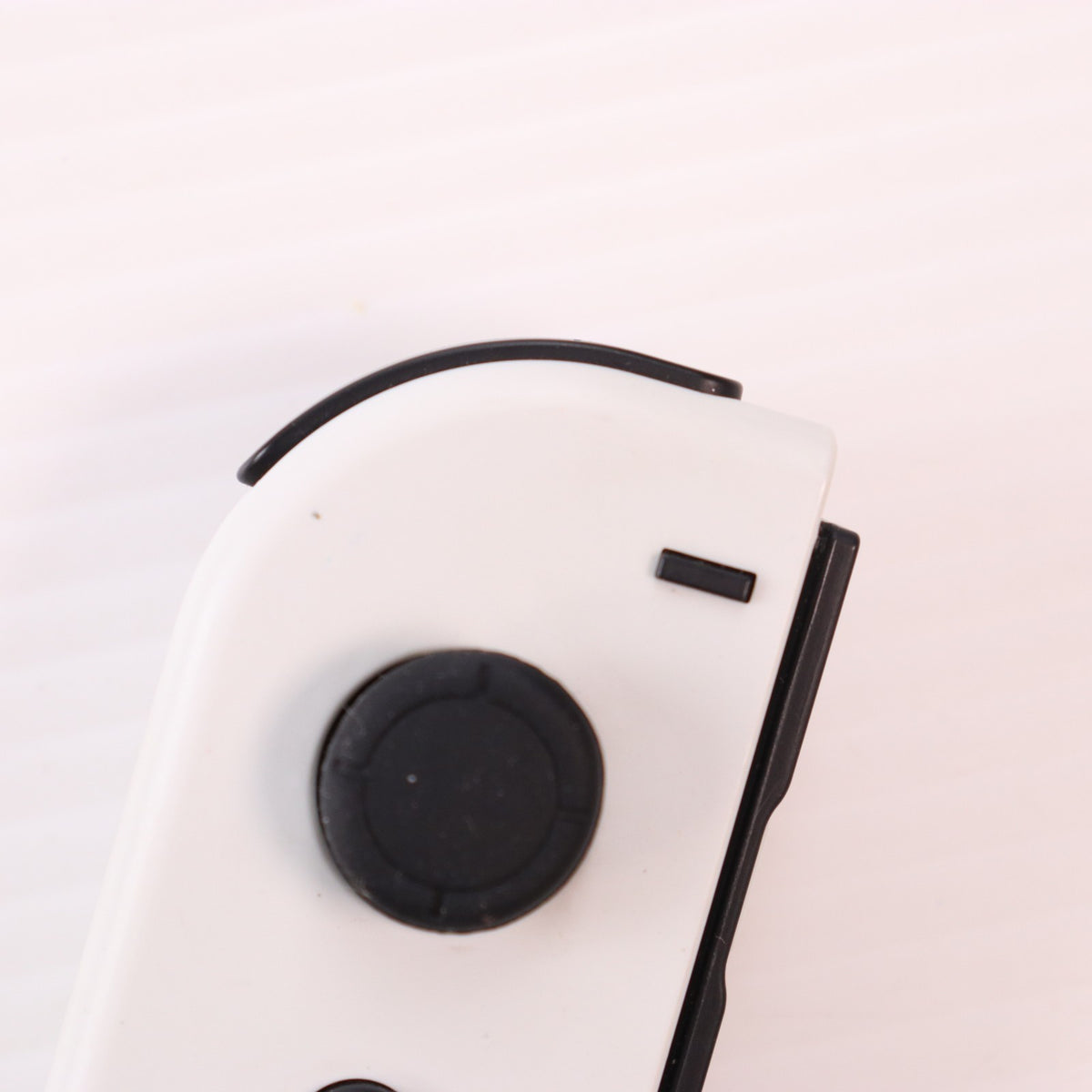 【中古即納】[Switch] (本体) Nintendo Switch(ニンテンドースイッチ) 有機ELモデル Joy-Con(L)/(R) ホワイト 任天堂(HEG-S-KAAAA)(20211008)