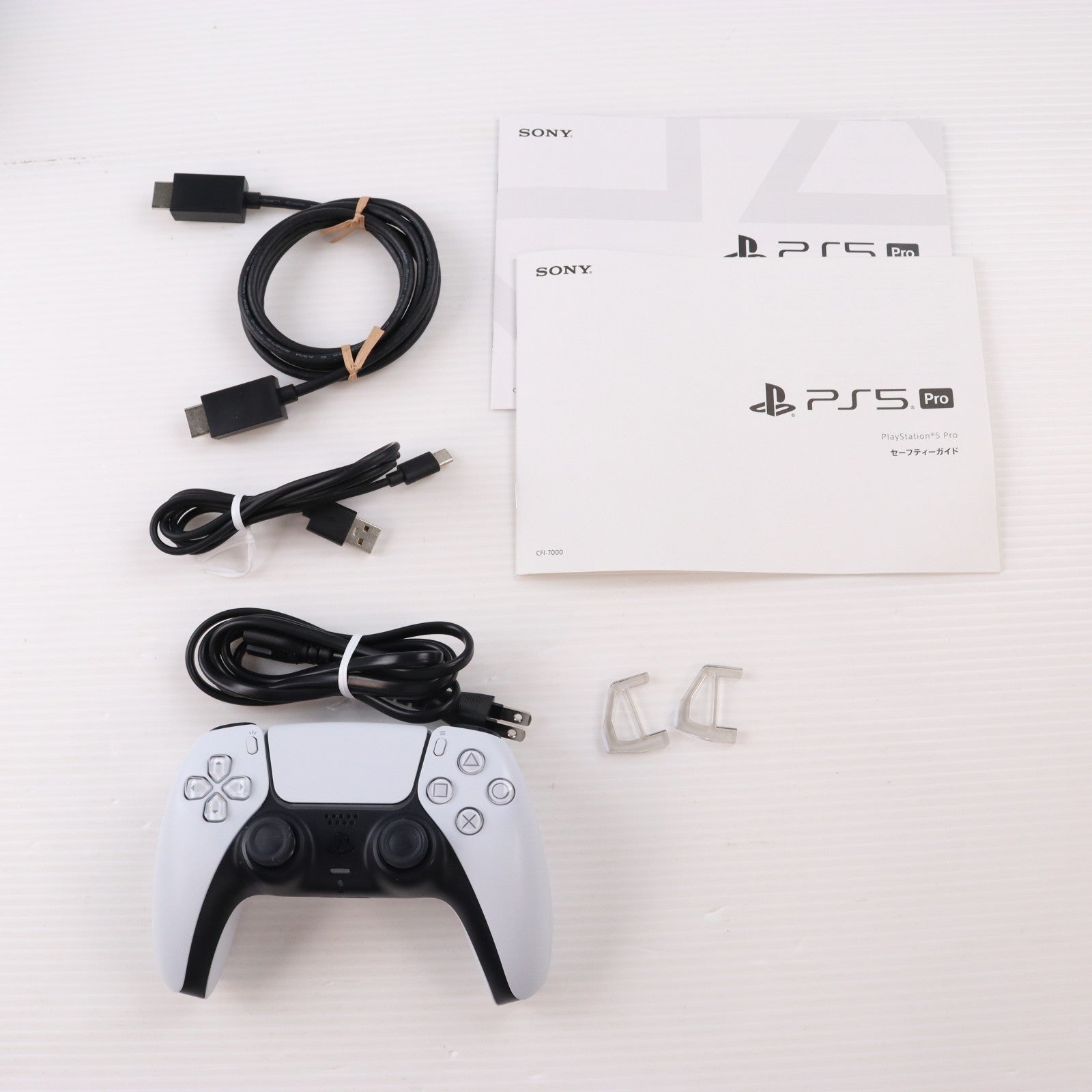 【中古即納】[PS5] (本体) PlayStation5 Pro(プレイステーション5 プロ) SIE(CFI-7000B01)(20241107)