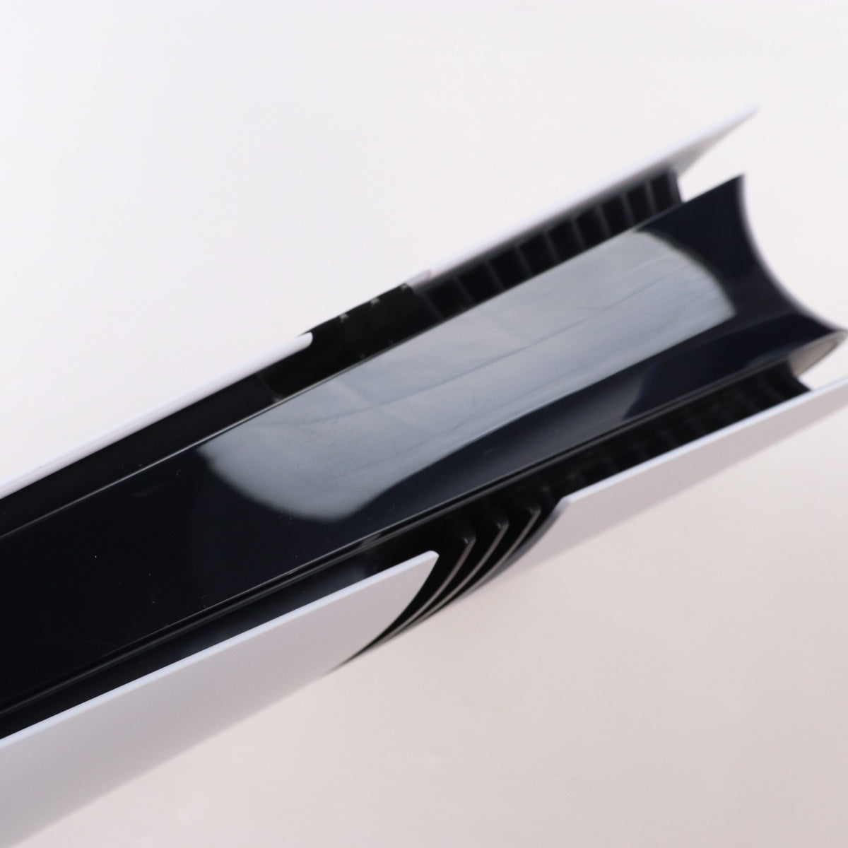 【中古即納】[PS5] (本体) PlayStation5 Pro(プレイステーション5 プロ) SIE(CFI-7000B01)(20241107)