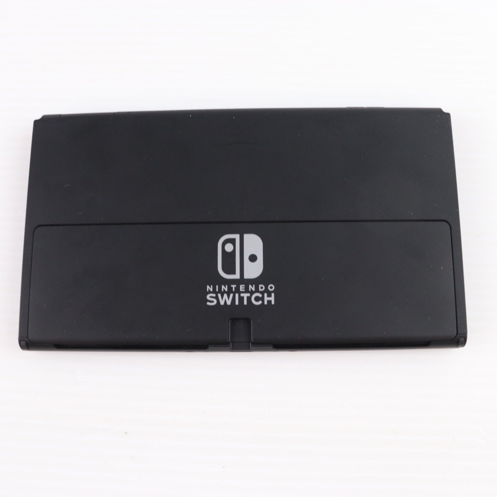 【中古即納】[Switch] (本体) Nintendo Switch(ニンテンドースイッチ) 有機ELモデル Joy-Con(L)/(R) ホワイト 任天堂(HEG-S-KAAAA)(20211008)