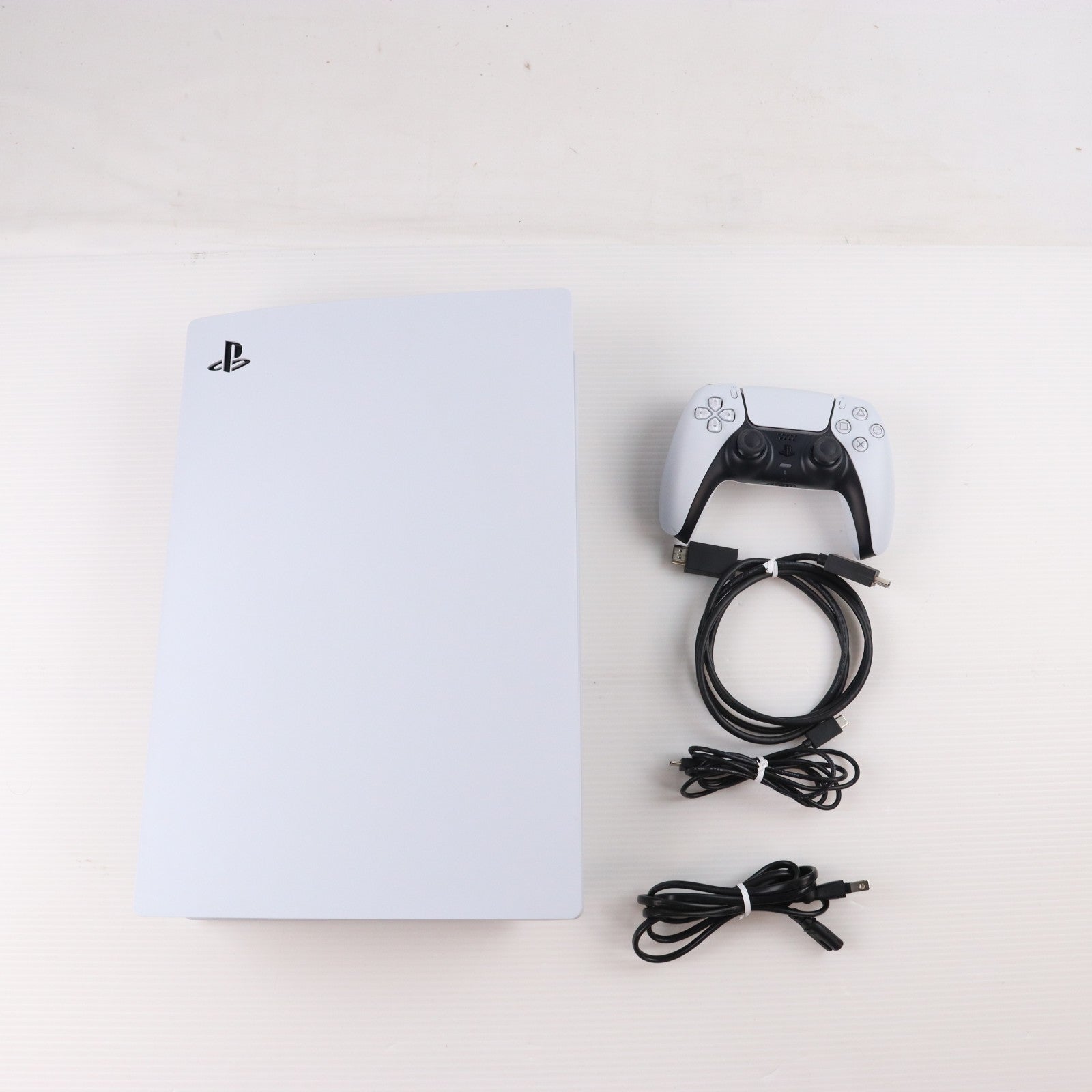 【中古即納】[PS5] (本体) PlayStation 5(プレイステーション5) SIE(CFI-1200A01)(20220915)