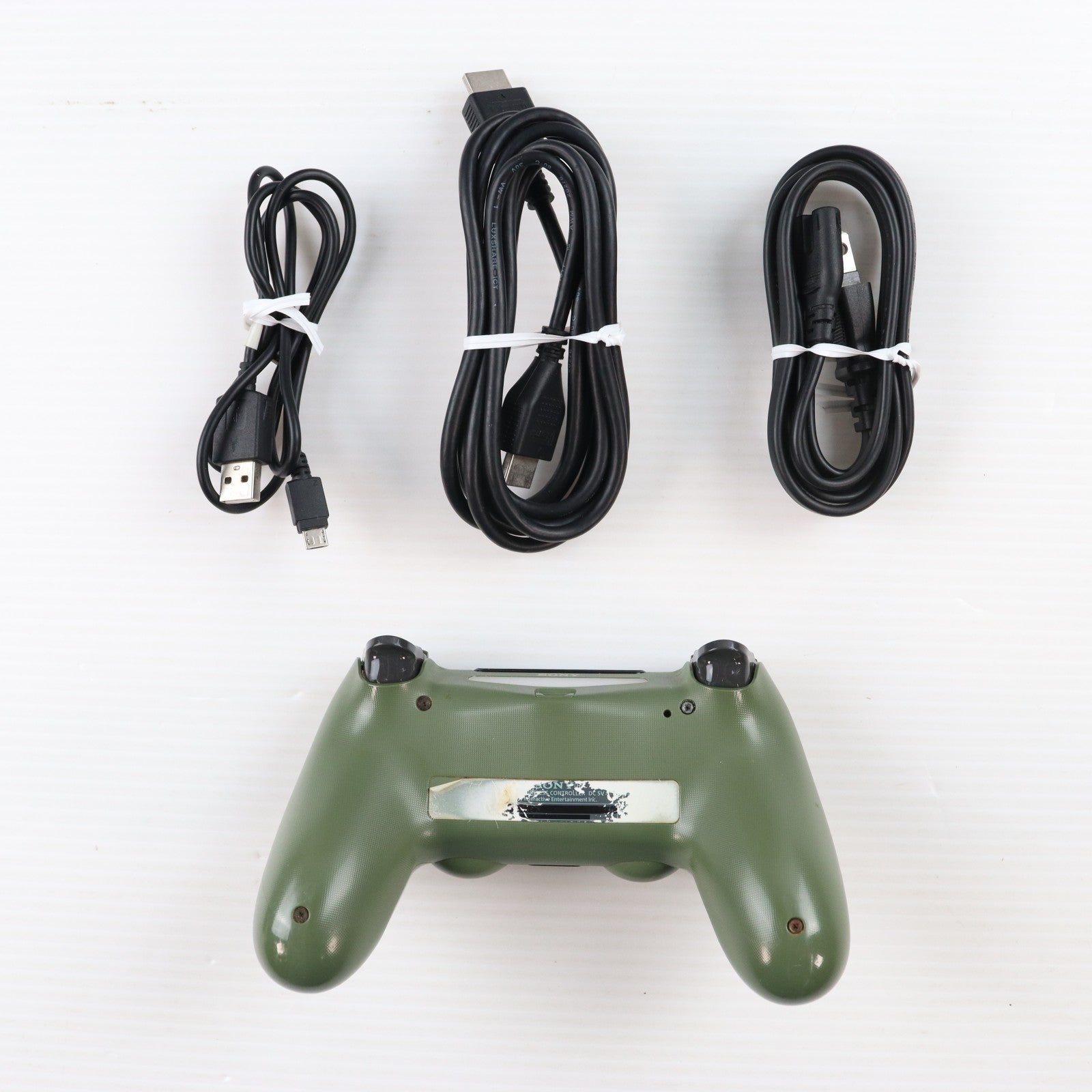 【中古即納】[PS4] (本体) PlayStation 4(プレイステーション4) コール オブ デューティ ワールドウォーII(Call of Duty: WWII) リミテッドエディション SIE(CUHJ-10018)(20171103)