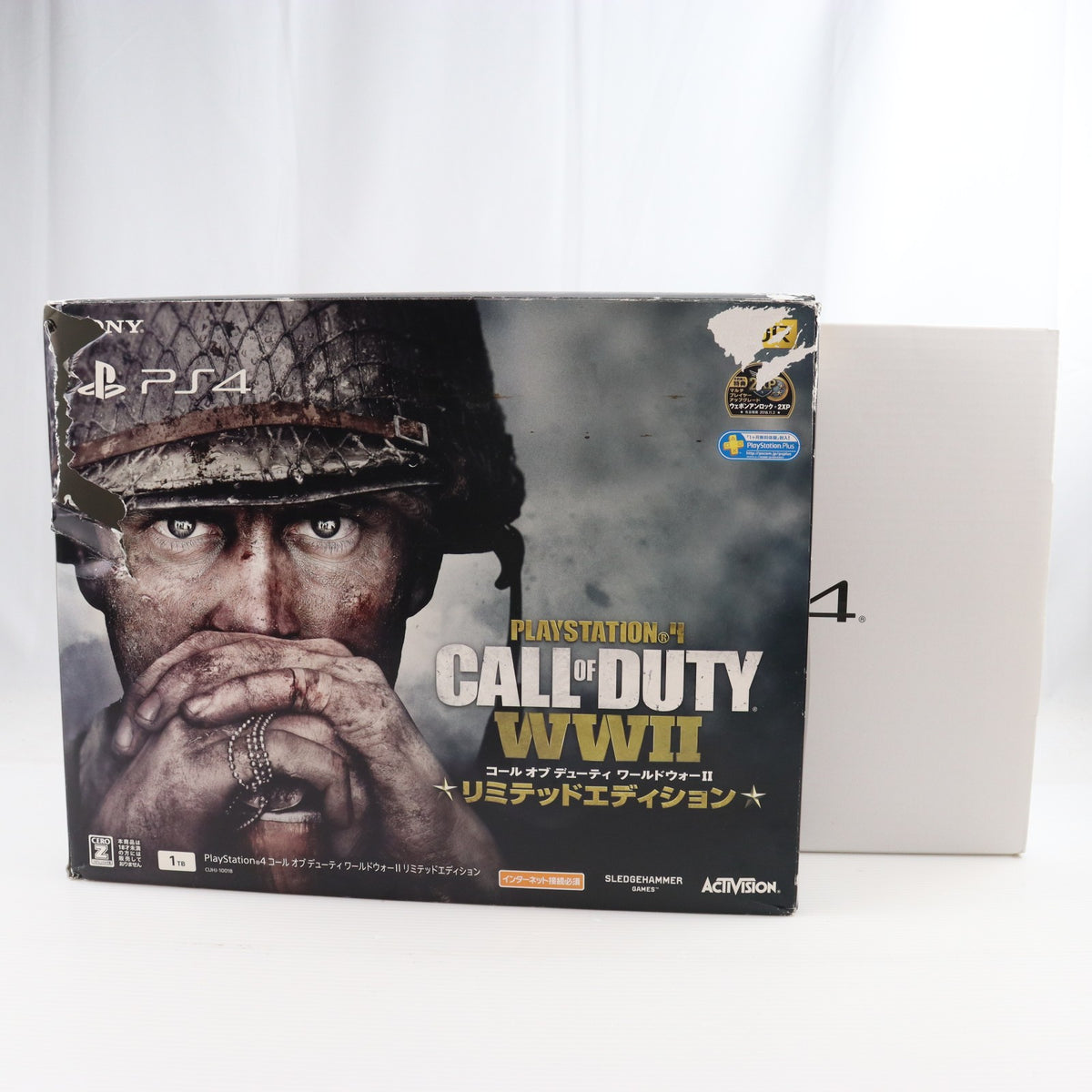 【中古即納】[PS4] (本体) PlayStation 4(プレイステーション4) コール オブ デューティ ワールドウォーII(Call of Duty: WWII) リミテッドエディション SIE(CUHJ-10018)(20171103)