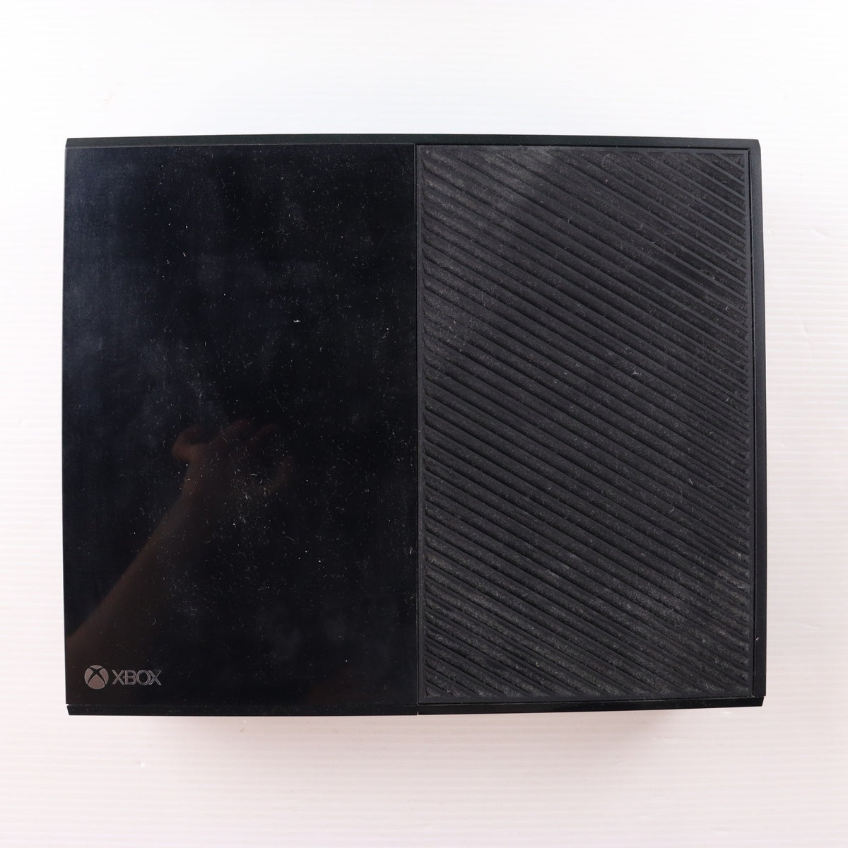 【中古即納】[XboxOne] (本体) Xbox One(タイタンフォール同梱版) 日本マイクロソフト(5C7-00034)(20140904)