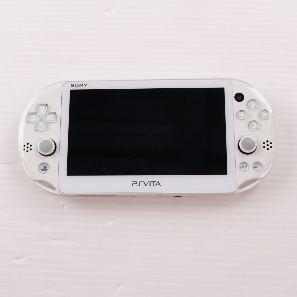 【中古即納】[PSVita] (本体) PlayStation Vita(プレイステーションVita) Wi-Fiモデル ホワイト SCE(PCH-2000ZA12)(20131010)