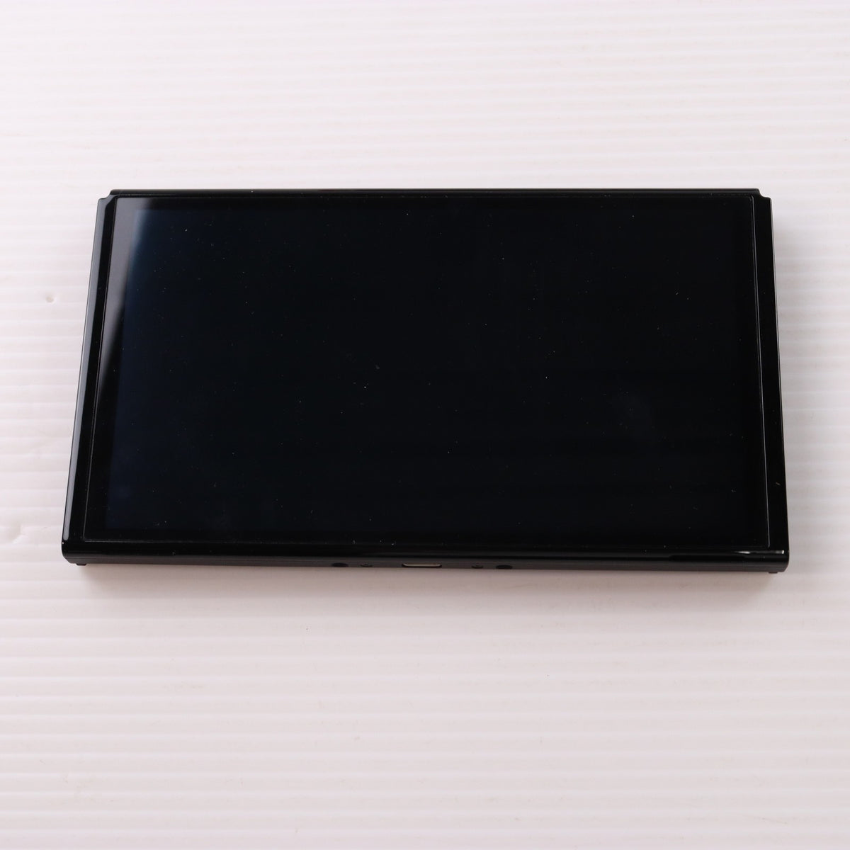 【中古即納】[Switch] (本体) Nintendo Switch(ニンテンドースイッチ) 有機ELモデル Joy-Con(L)/(R) ホワイト 任天堂(HEG-S-KAAAA)(20211008)