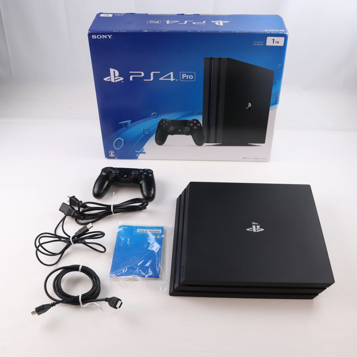 【中古即納】[PS4] (本体) PlayStation 4 Pro(プレイステーション4 プロ) ジェット・ブラック 1TB SIE(CUH-7000BB01)(20161110)