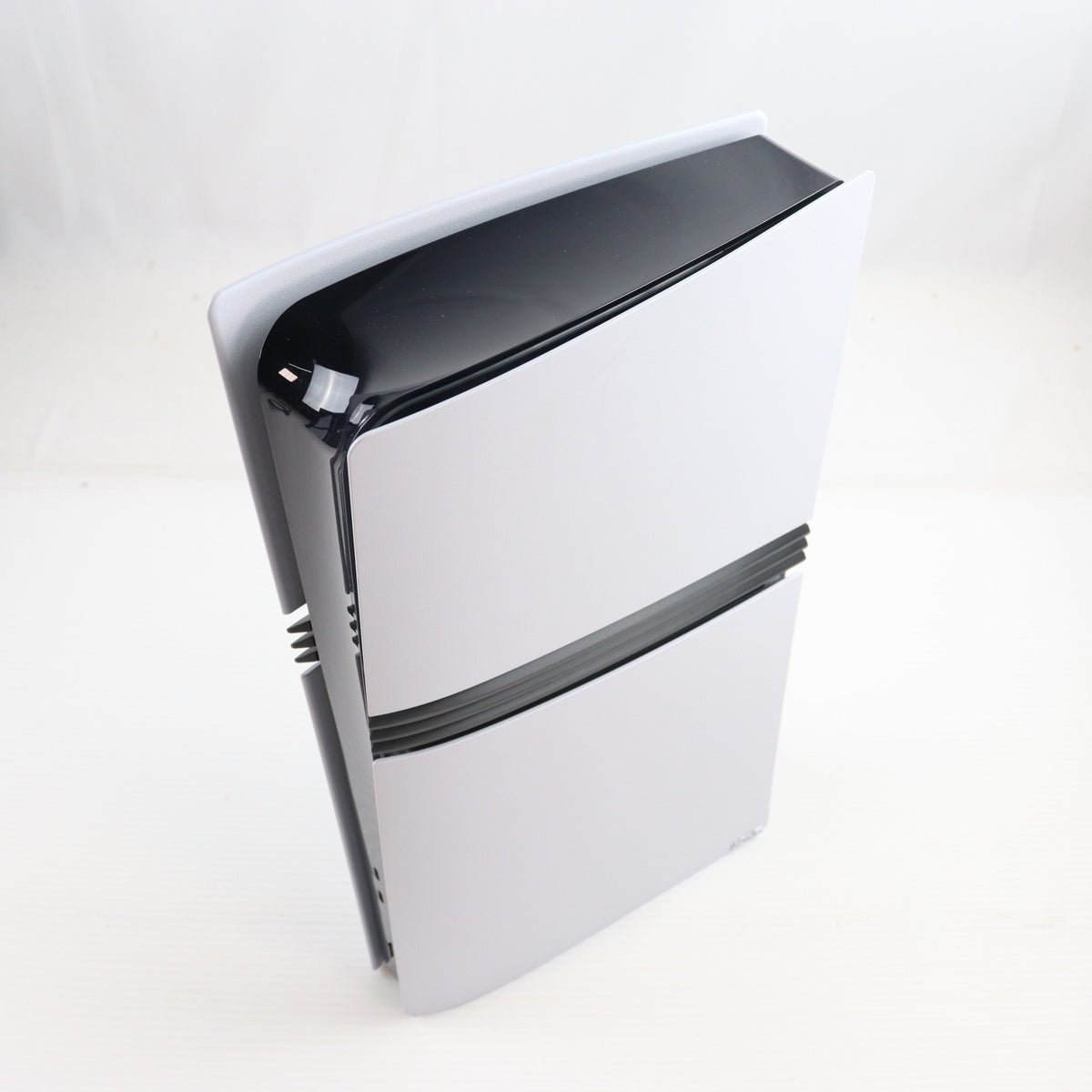 【中古即納】[PS5] (本体) PlayStation5 Pro(プレイステーション5 プロ) SIE(CFI-7000B01)(20241107)