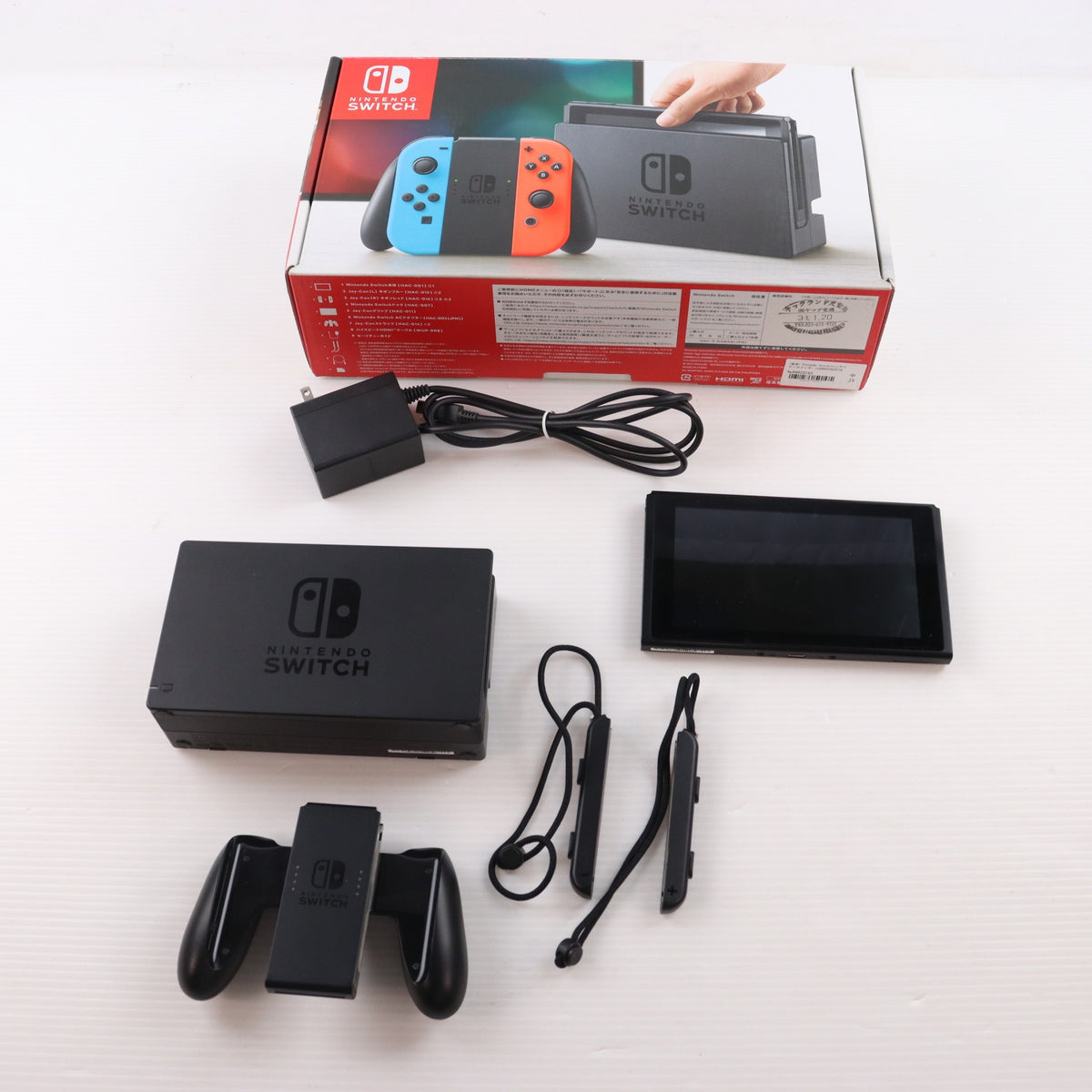 【中古即納】[Switch] (本体) Nintendo Switch(ニンテンドースイッチ) Joy-Con(L) ネオンブルー/R ネオンレッド 任天堂(HAC-S-KABAA)(20170303)