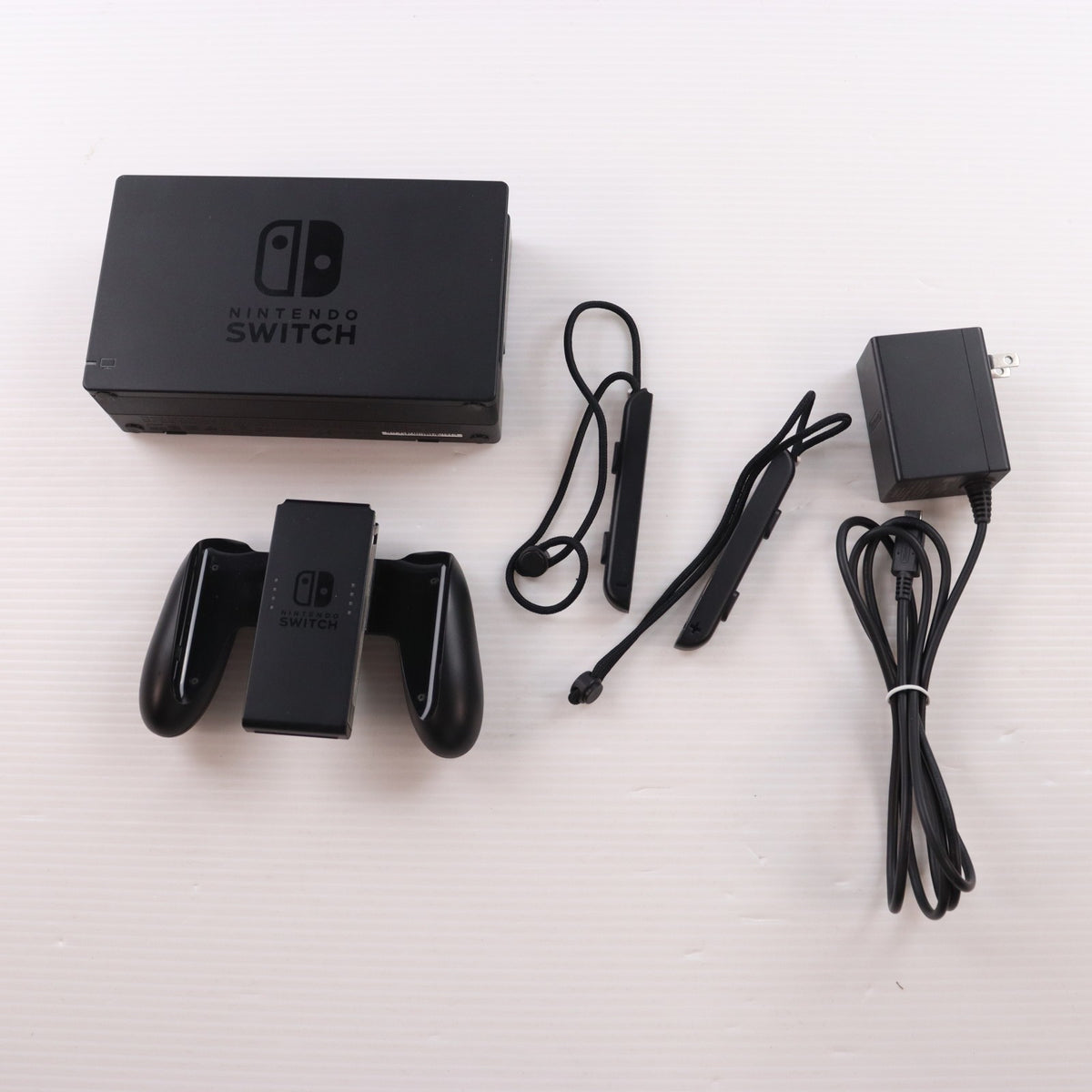 【中古即納】[Switch] (本体) Nintendo Switch(ニンテンドースイッチ) Joy-Con(L) ネオンブルー/R ネオンレッド 任天堂(HAC-S-KABAA)(20170303)