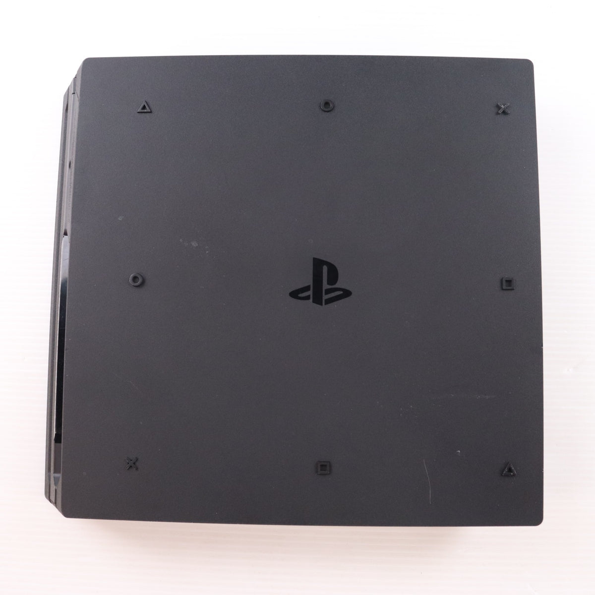 【中古即納】[PS4] (本体) PlayStation 4 Pro(プレイステーション4 プロ) ジェット・ブラック 1TB SIE(CUH-7000BB01)(20161110)