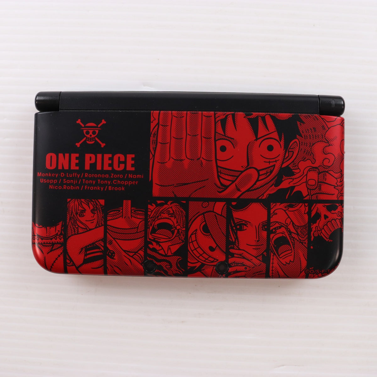 【中古即納】[3DS] (本体) ワンピース アンリミテッドワールドR(レッド) アドベンチャーパック ルフィレッドVer.(ニンテンドー3DSLL同梱版) バンダイナムコゲームス(SPR-S-RPCE)(20131121)