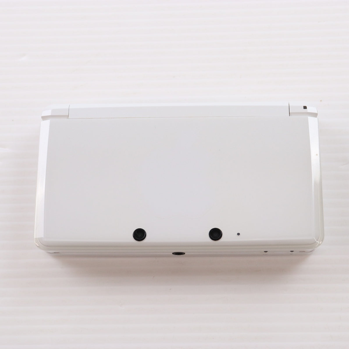 【中古即納】[3DS] (本体) ニンテンドー3DS ピュアホワイト 任天堂(CTR-S-WEBA)(20131010)