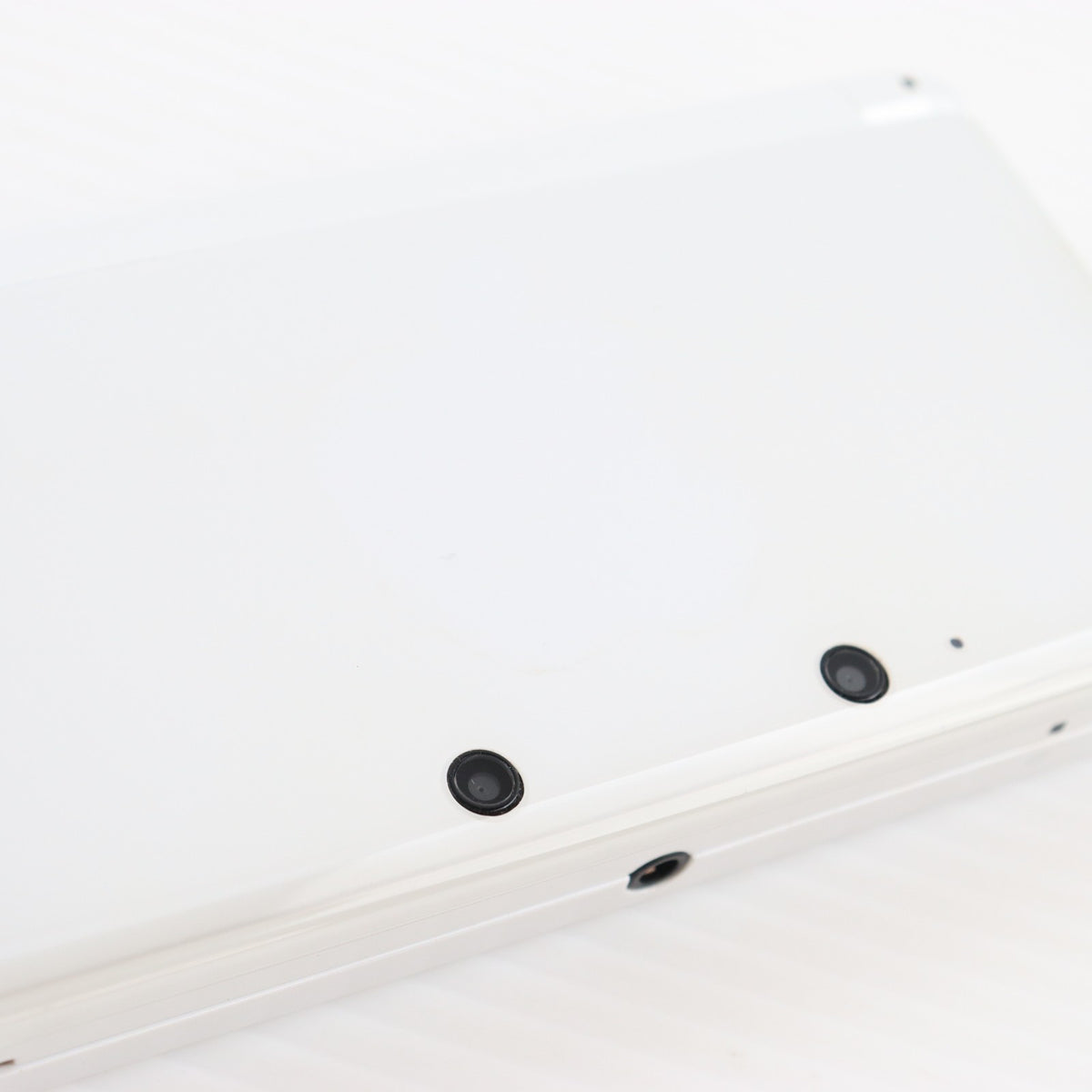 【中古即納】[3DS] (本体) ニンテンドー3DS ピュアホワイト 任天堂(CTR-S-WEBA)(20131010)
