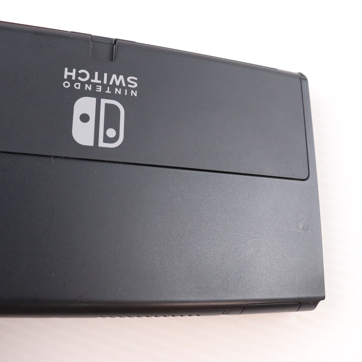 【中古即納】[Switch] (本体) Nintendo Switch(ニンテンドースイッチ) 有機ELモデル Joy-Con(L)/(R) ホワイト 任天堂(HEG-S-KAAAA)(20211008)