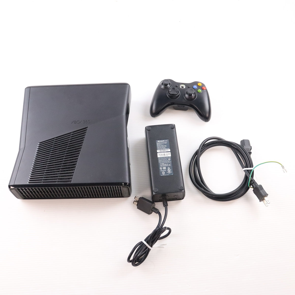 【中古即納】[Xbox360] (本体) Xbox360 250GB リキッドブラック 日本マイクロソフト(RKH-00054)(20120223)