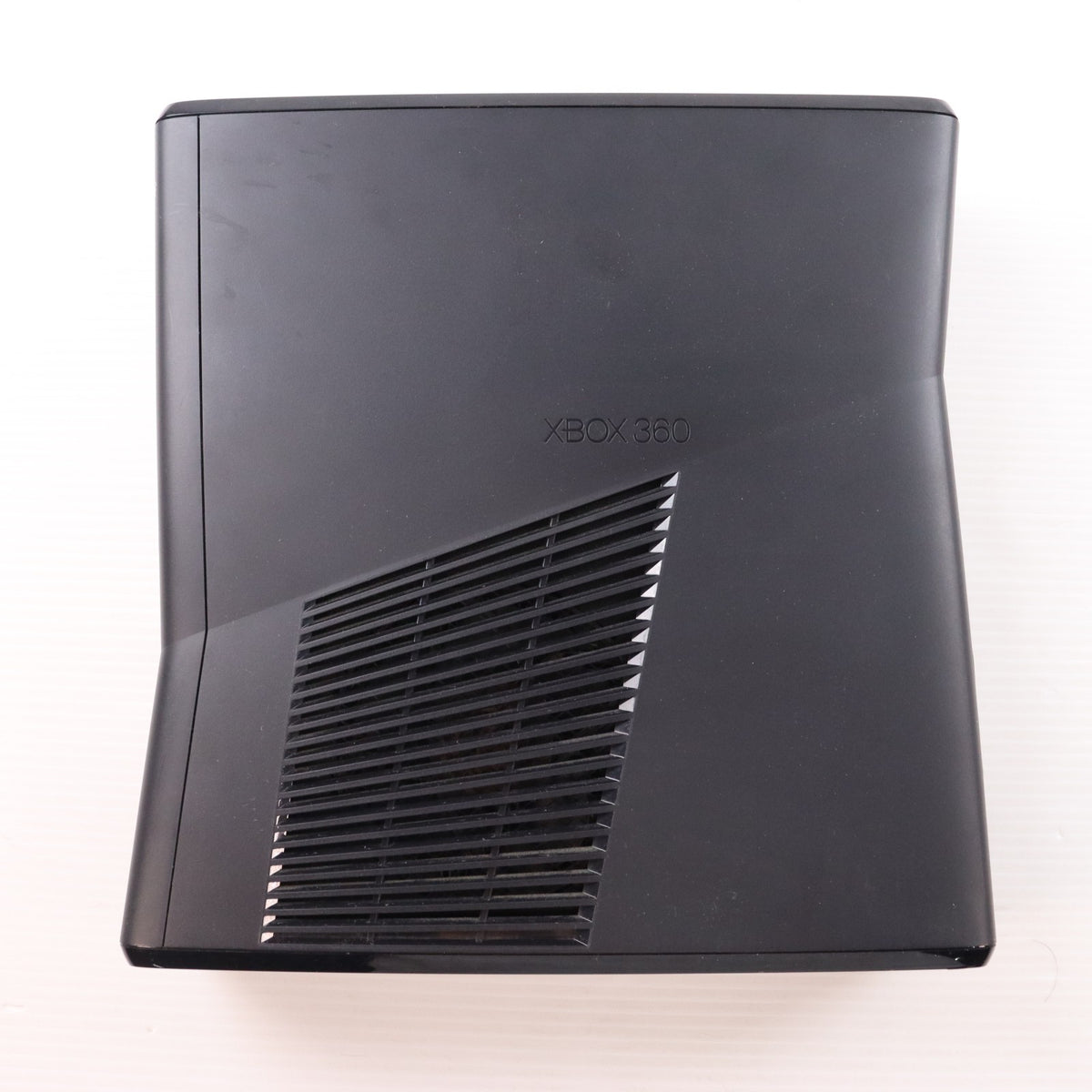 【中古即納】[Xbox360] (本体) Xbox360 250GB リキッドブラック 日本マイクロソフト(RKH-00054)(20120223)