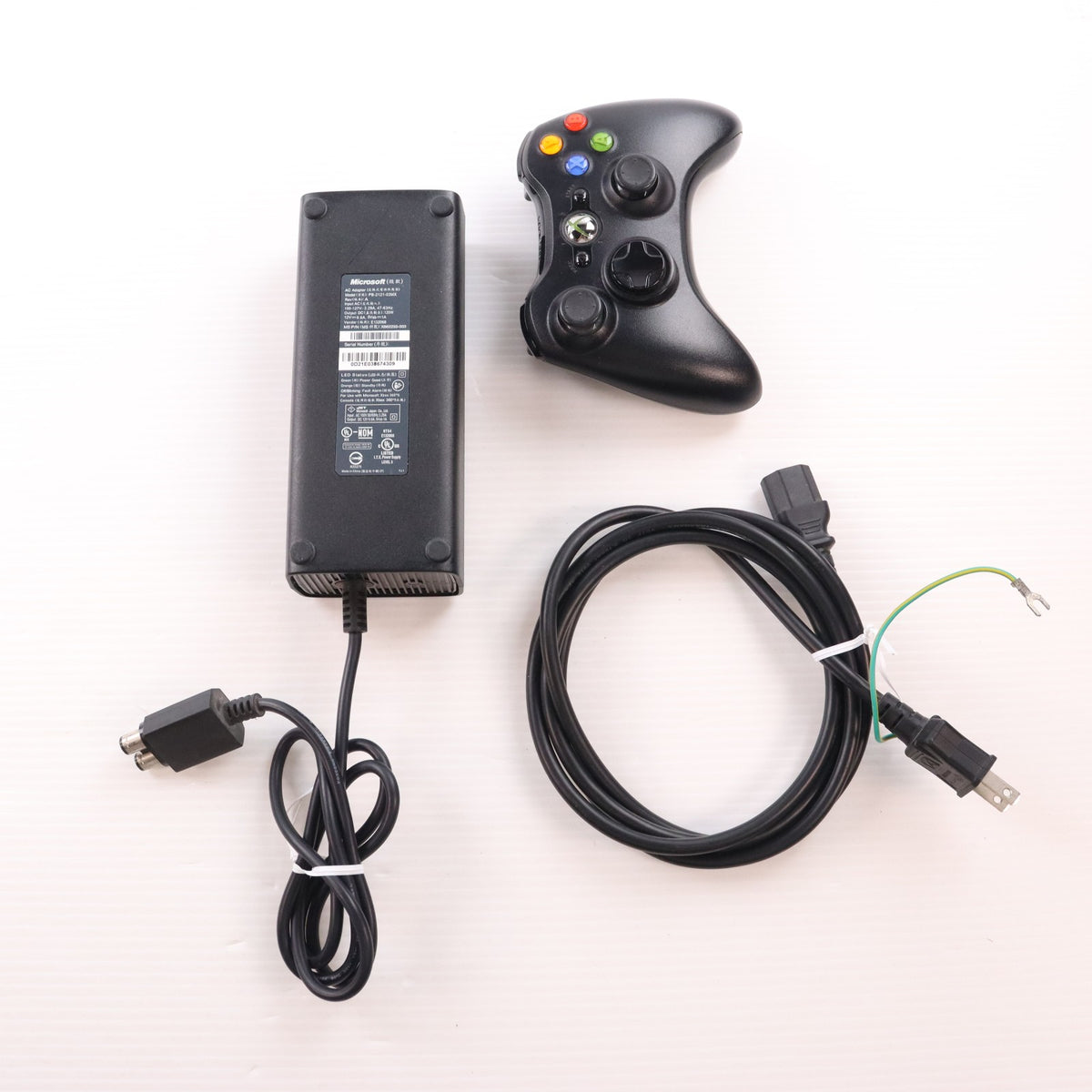 【中古即納】[Xbox360] (本体) Xbox360 250GB リキッドブラック 日本マイクロソフト(RKH-00054)(20120223)